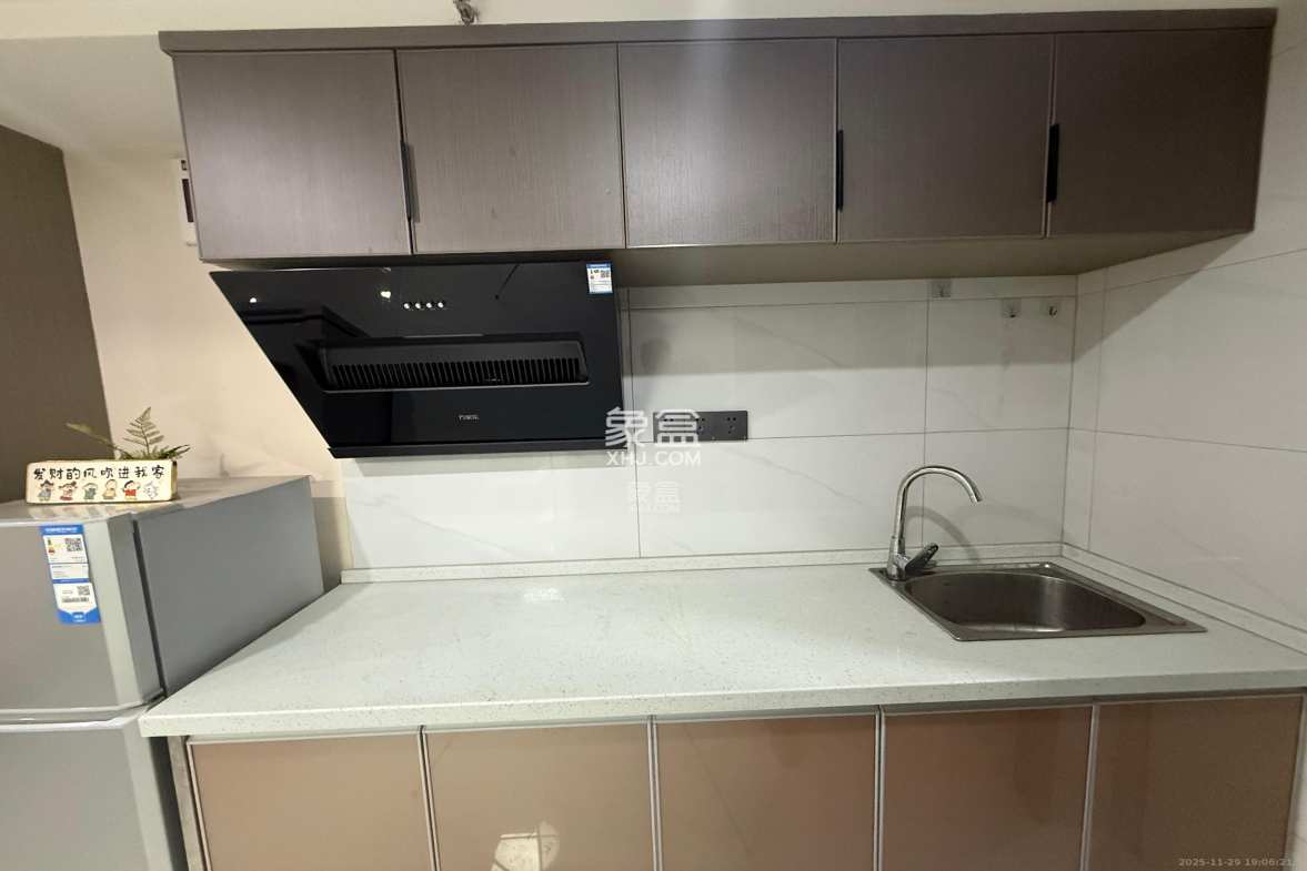 梅溪悦章 1室1厅1卫 1400.0元/月 梅溪悦章 1室1厅1卫 1400.0元/月室内图