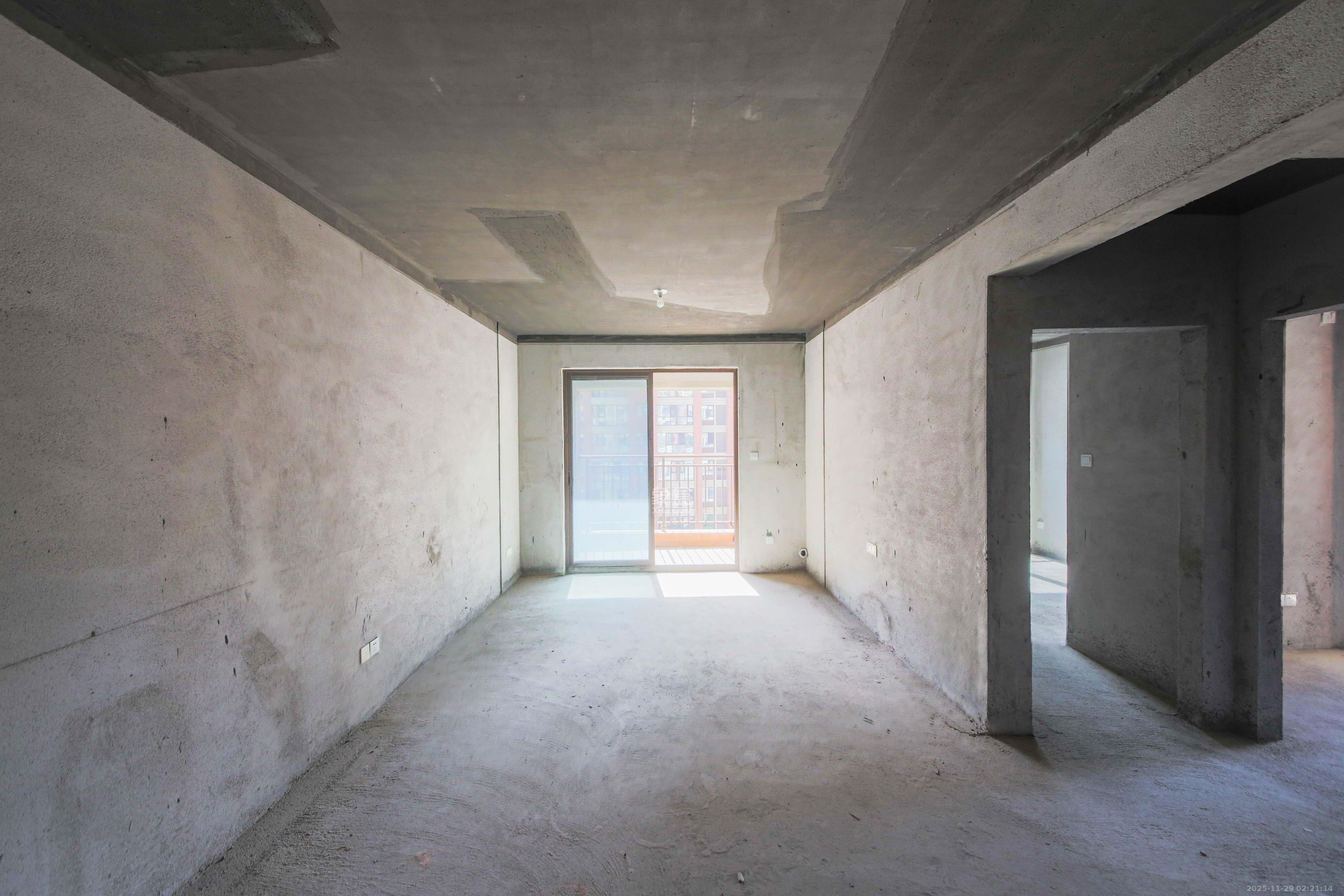 鑫远翡丽郡(鑫远翡丽雅苑) 3室2厅1卫 113.0万 鑫远翡丽郡(鑫远翡丽雅苑) 3室2厅1卫 113.0万客厅