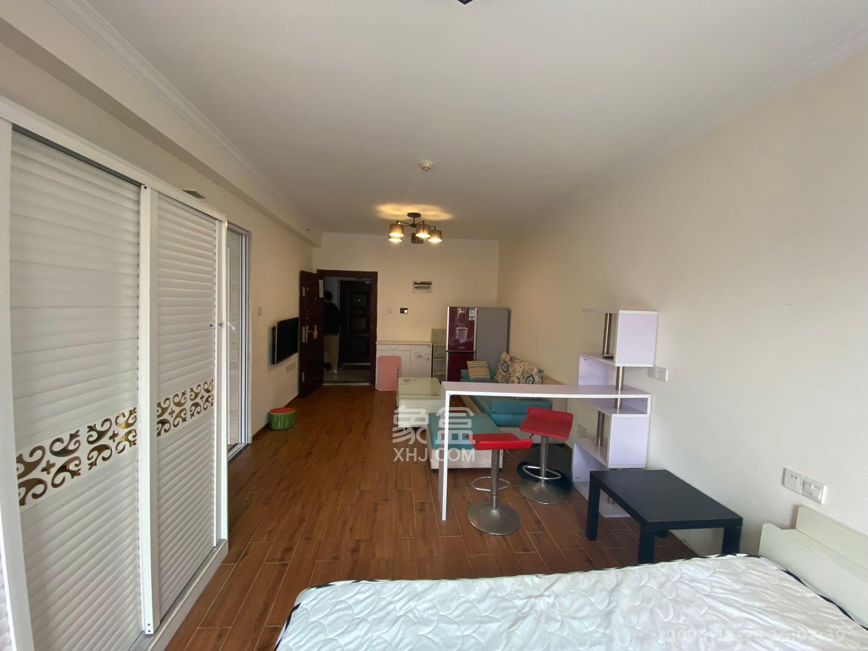 鑫远和城（一、二期）  1室1厅1卫    1400.0元/月室内图