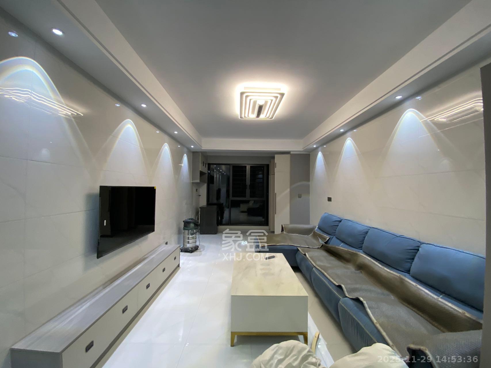 润和星河玥  3室2厅1卫    2400.0元/月室内图1