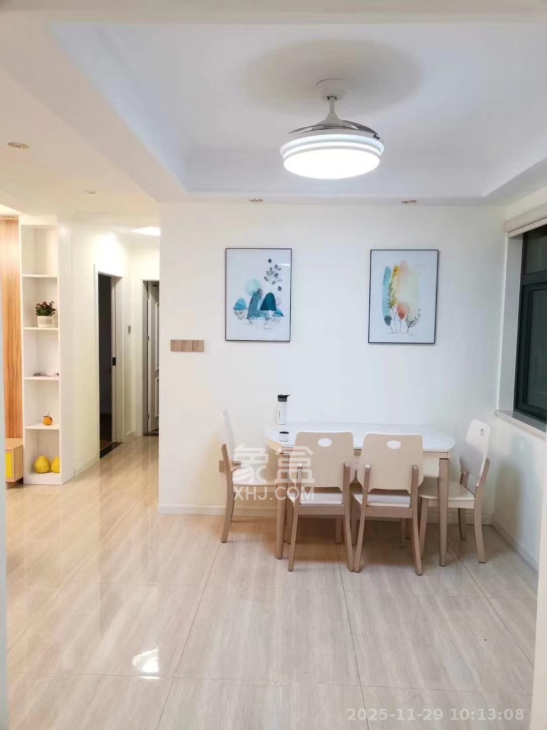 天元涉外桃园  3室2厅2卫    2800.0元/月室内图