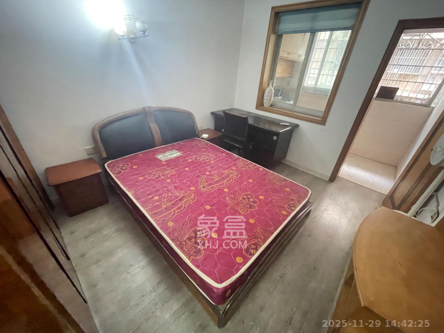 南园小区  2室2厅1卫    1500.0元/月室内图