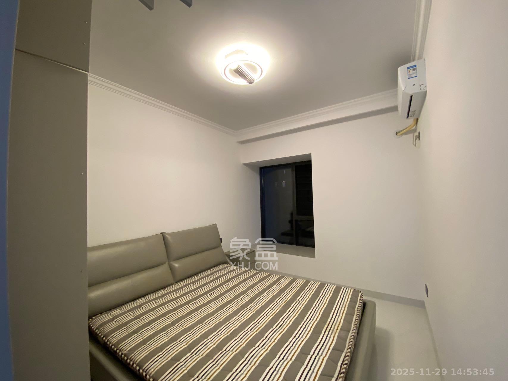 润和星河玥  3室2厅1卫    2400.0元/月室内图