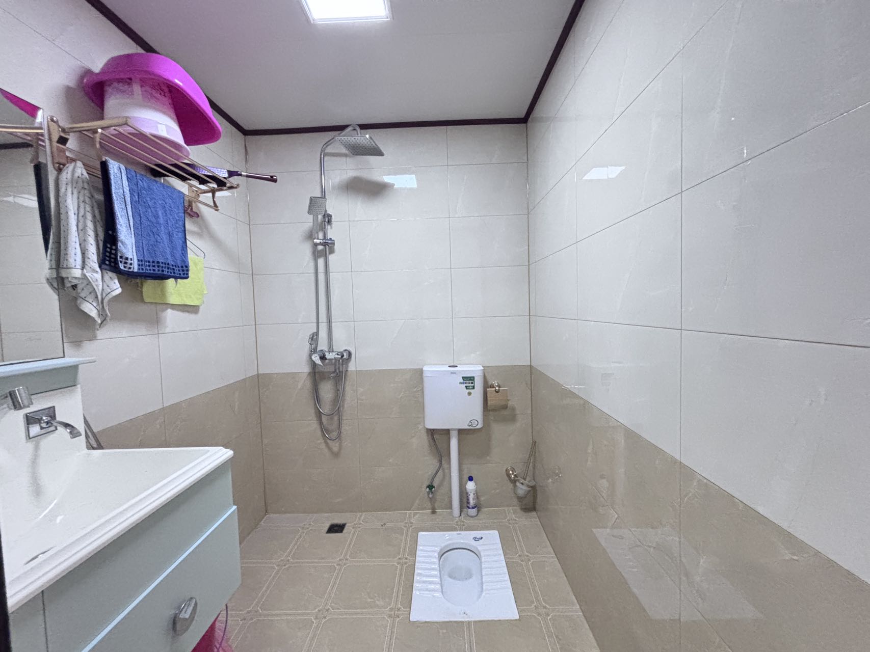 晨晖帝景 3室2厅2卫 168.0万 晨晖帝景 3室2厅2卫 168.0万室内图