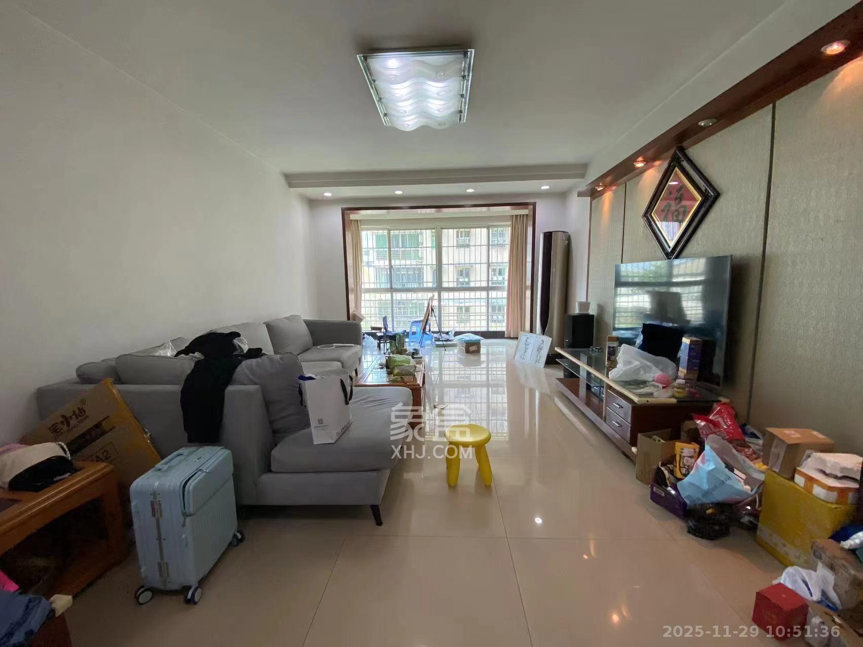 都市星光 3室2厅2卫 4200.0元/月 都市星光 3室2厅2卫 4200.0元/月室内图