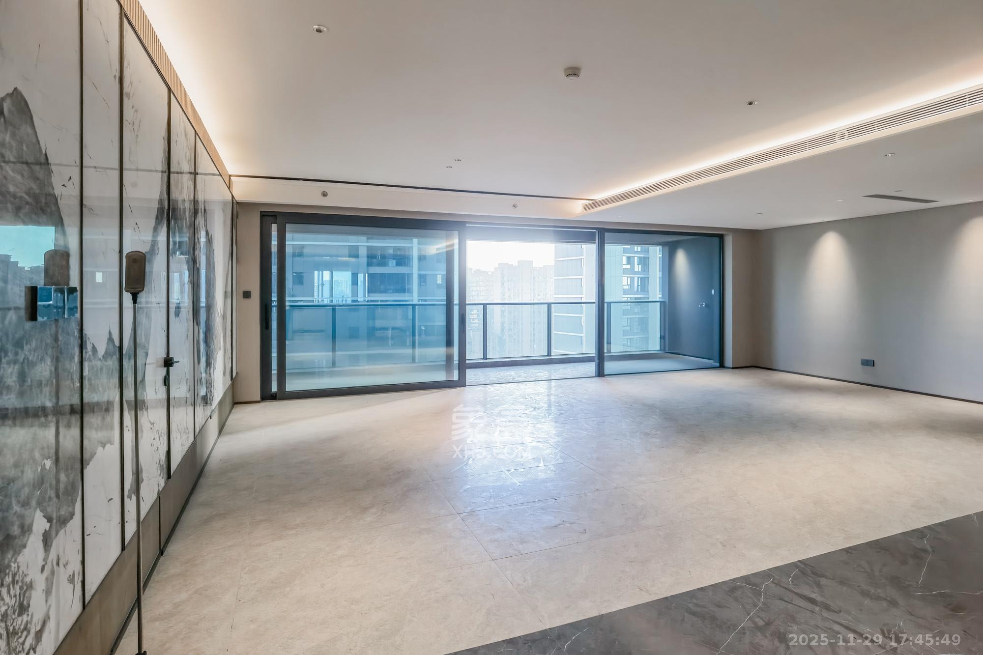 长沙悦府(华润万象城) 4室2厅3卫 540.0万 长沙悦府(华润万象城) 4室2厅3卫 540.0万其他