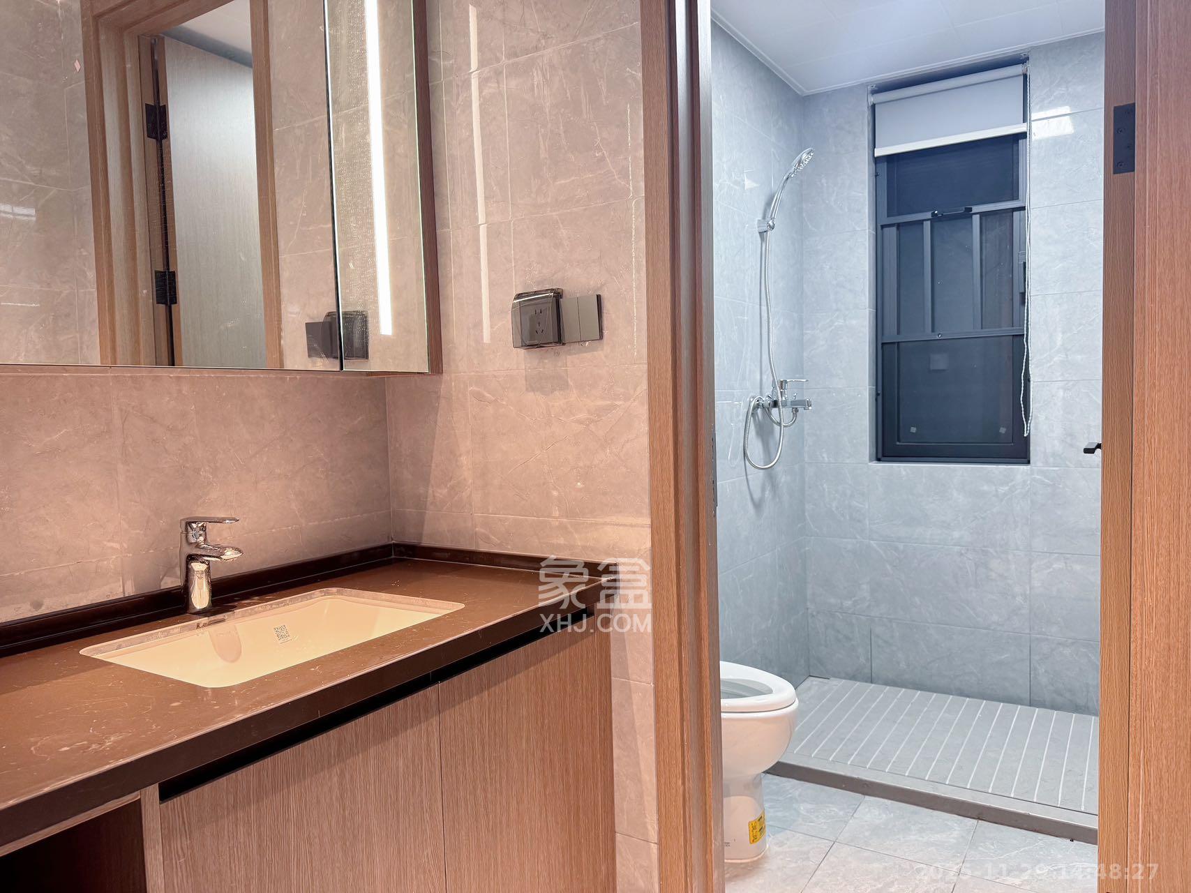 金地峯范  3室2厅2卫    3800.0元/月室内图