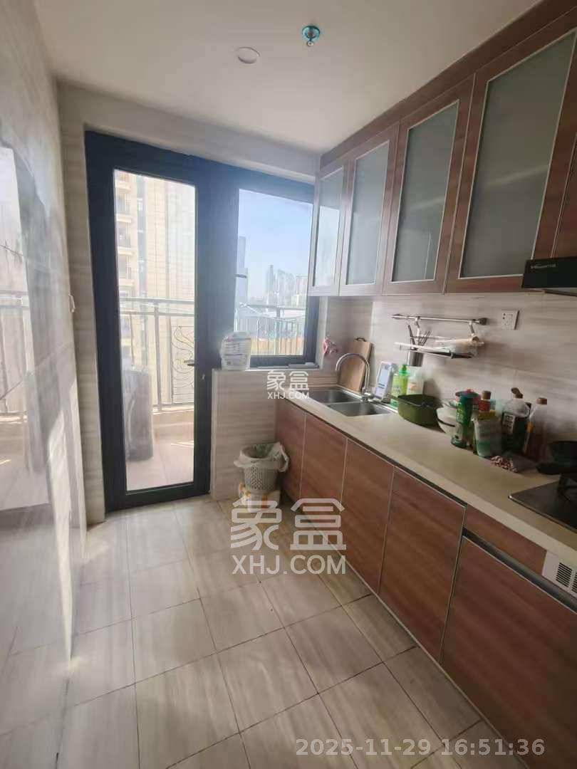 恒大国际广场 2室1厅1卫 2300.0元/月 恒大国际广场 2室1厅1卫 2300.0元/月室内图