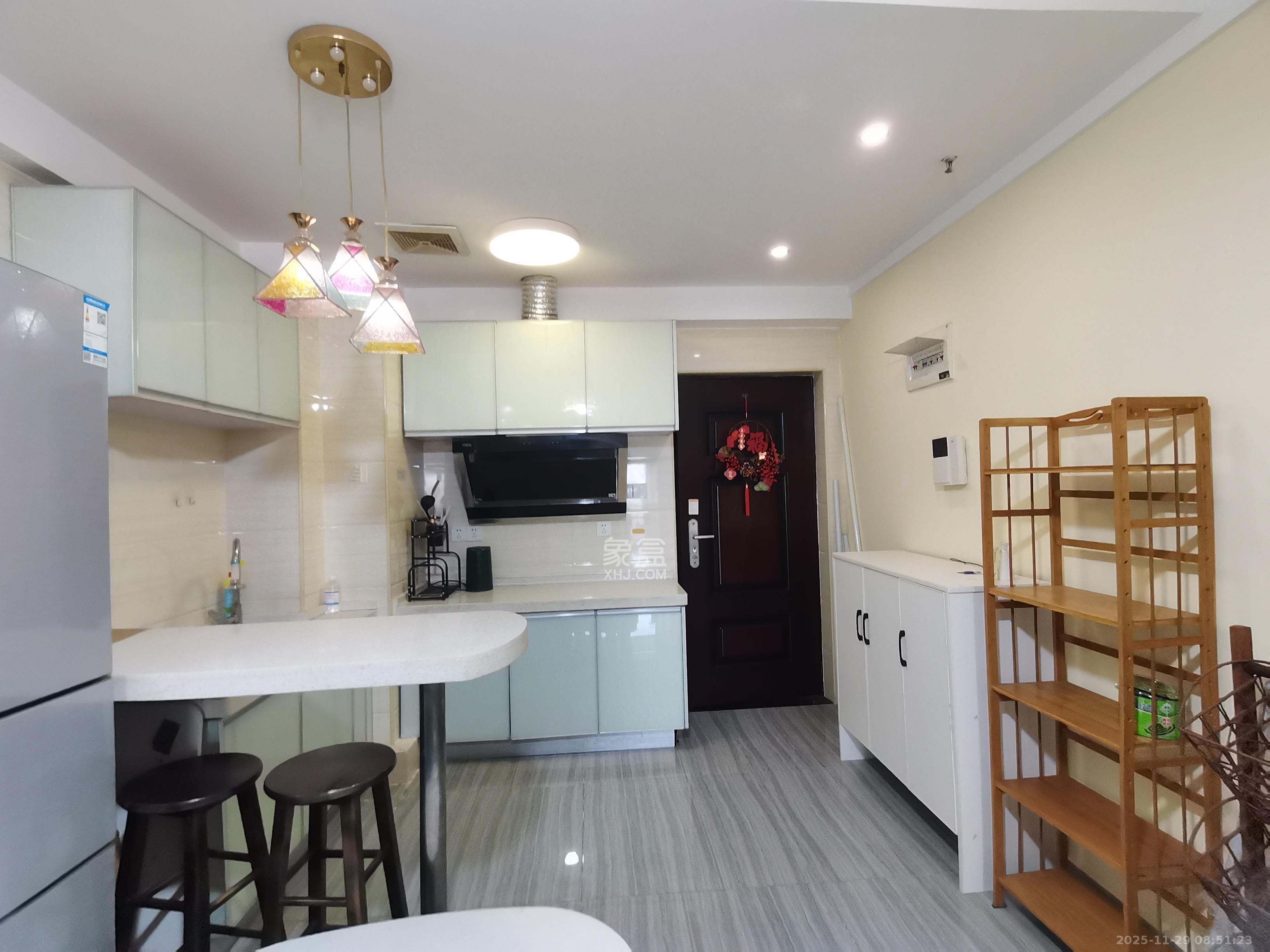 中建芙蓉嘉苑  1室1厅1卫    1350.0元/月室内图