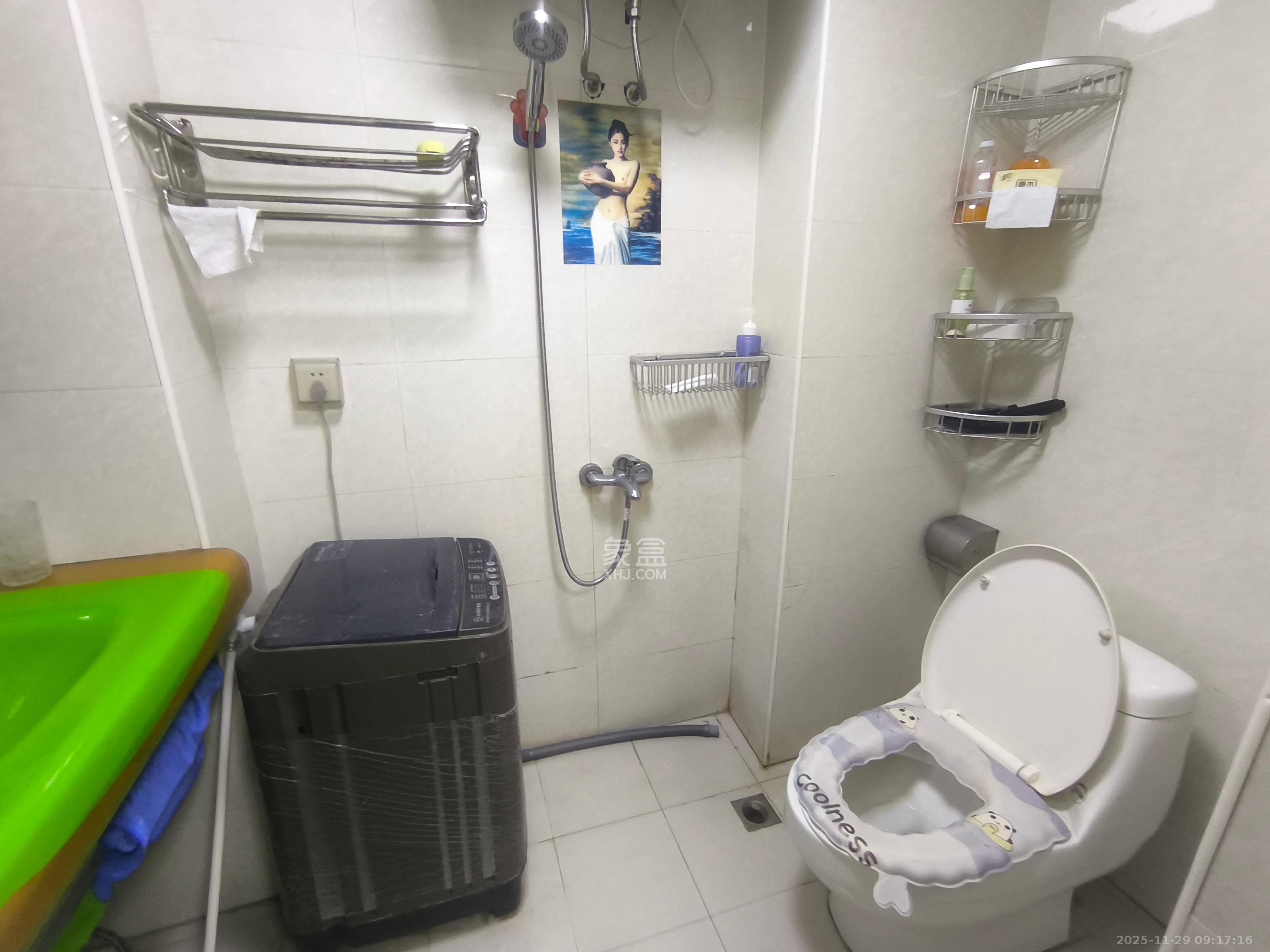 尚都花园城 1室1厅1卫 900.0元/月 尚都花园城 1室1厅1卫 900.0元/月室内图