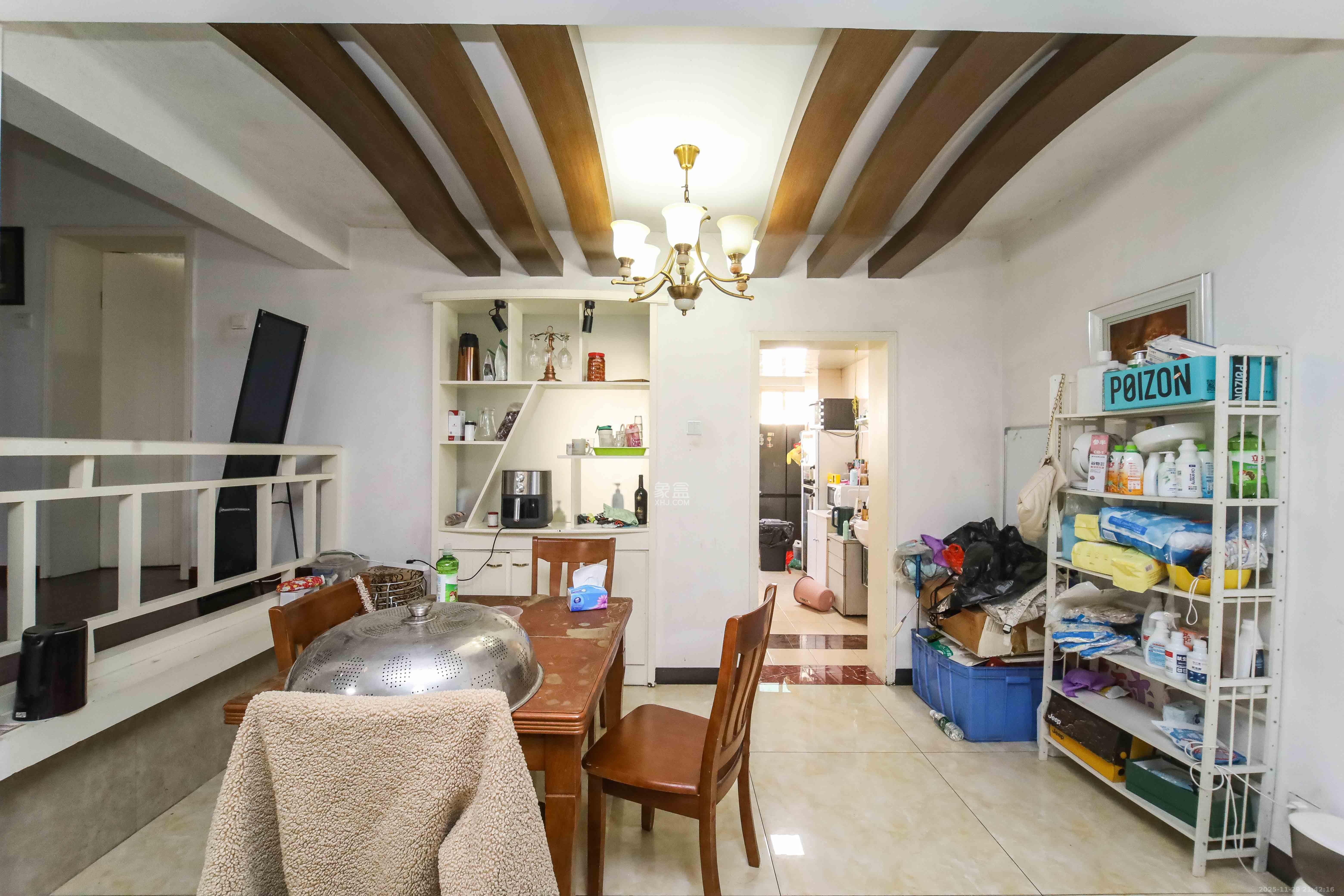 安泰新村 3室2厅1卫 65.0万 安泰新村 3室2厅1卫 65.0万客厅