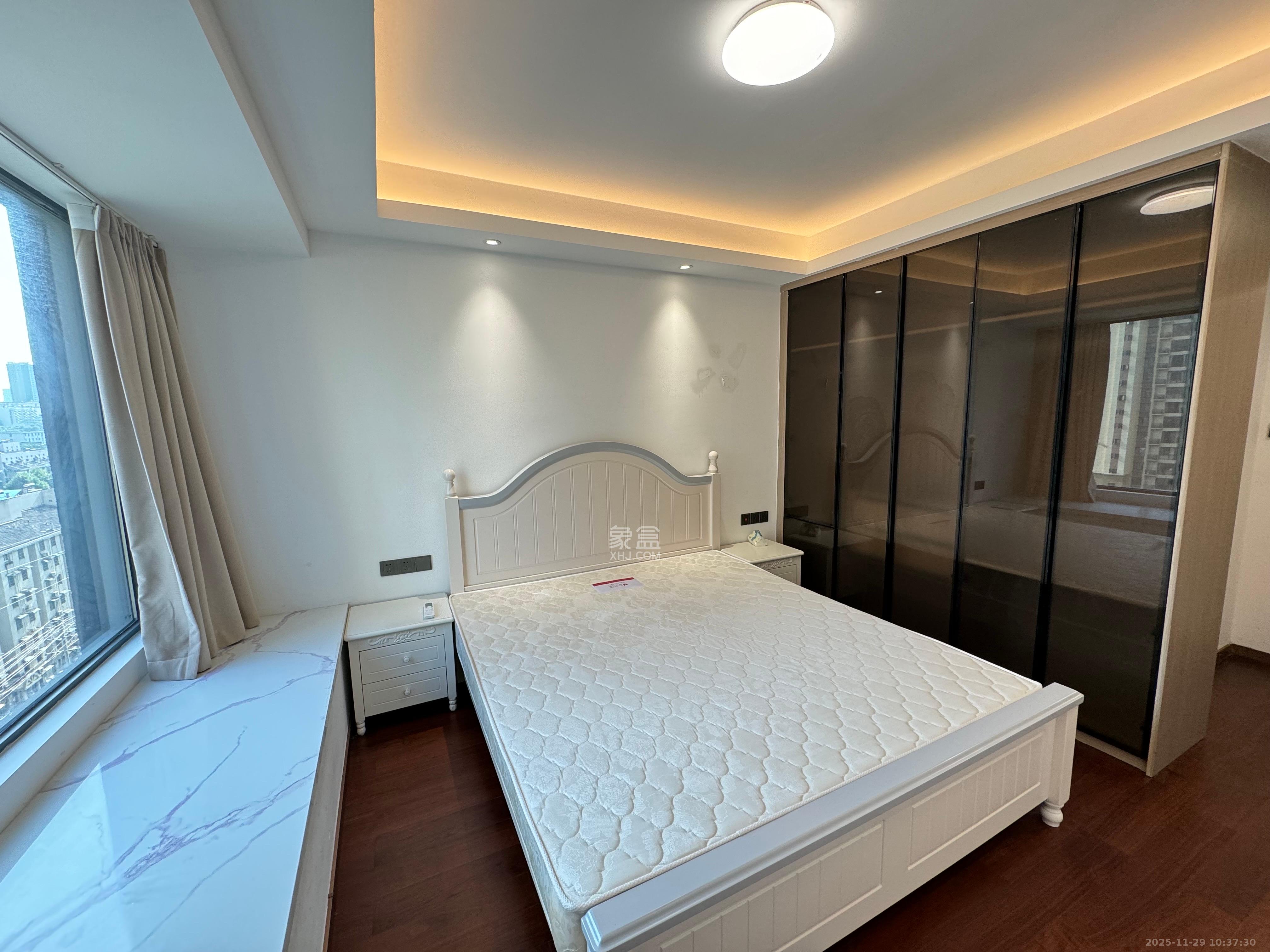 旭辉雨花郡  4室2厅2卫    4400.0元/月室内图