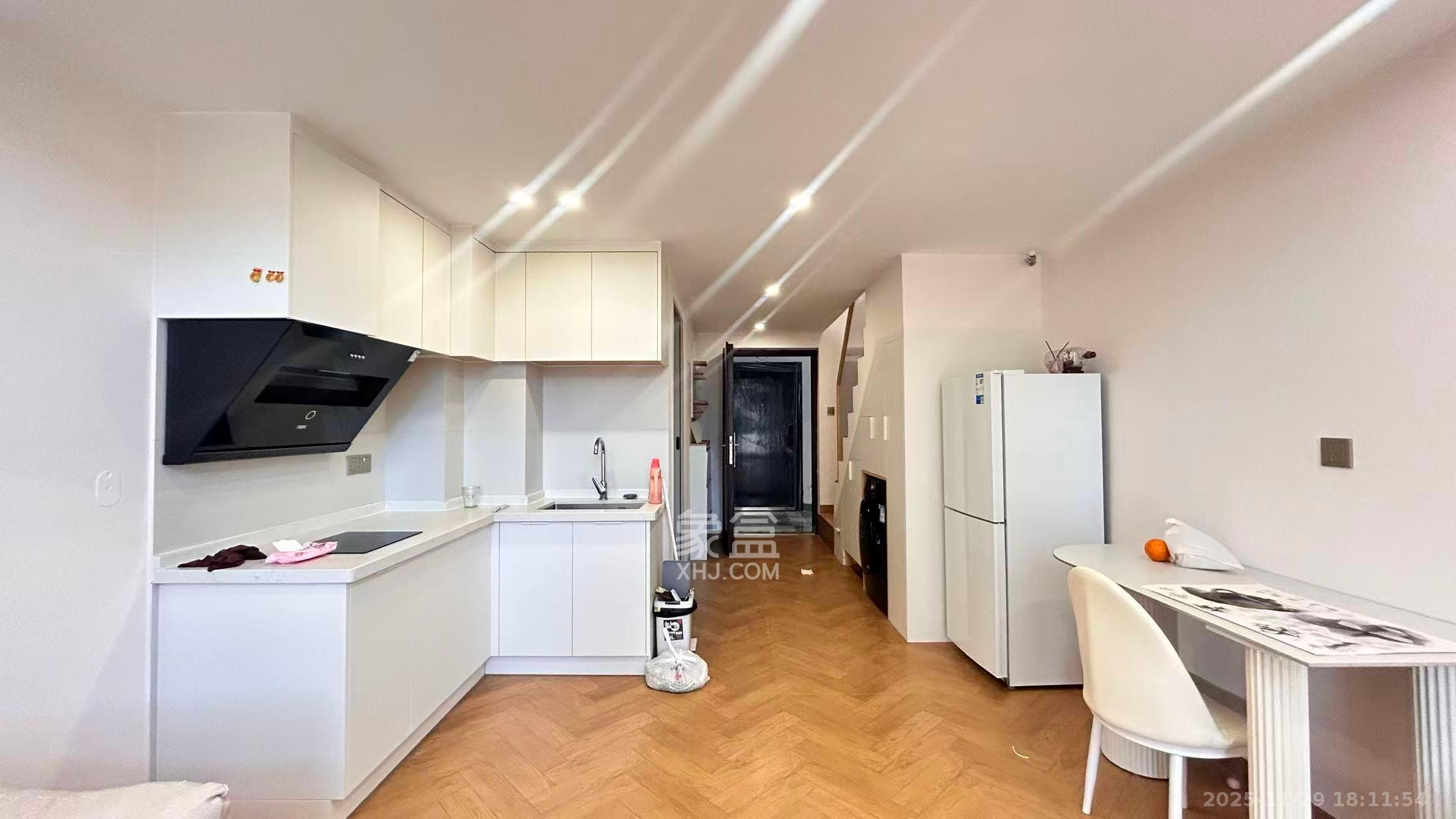 华申阳光城未来悦  1室1厅1卫    1700.0元/月室内图