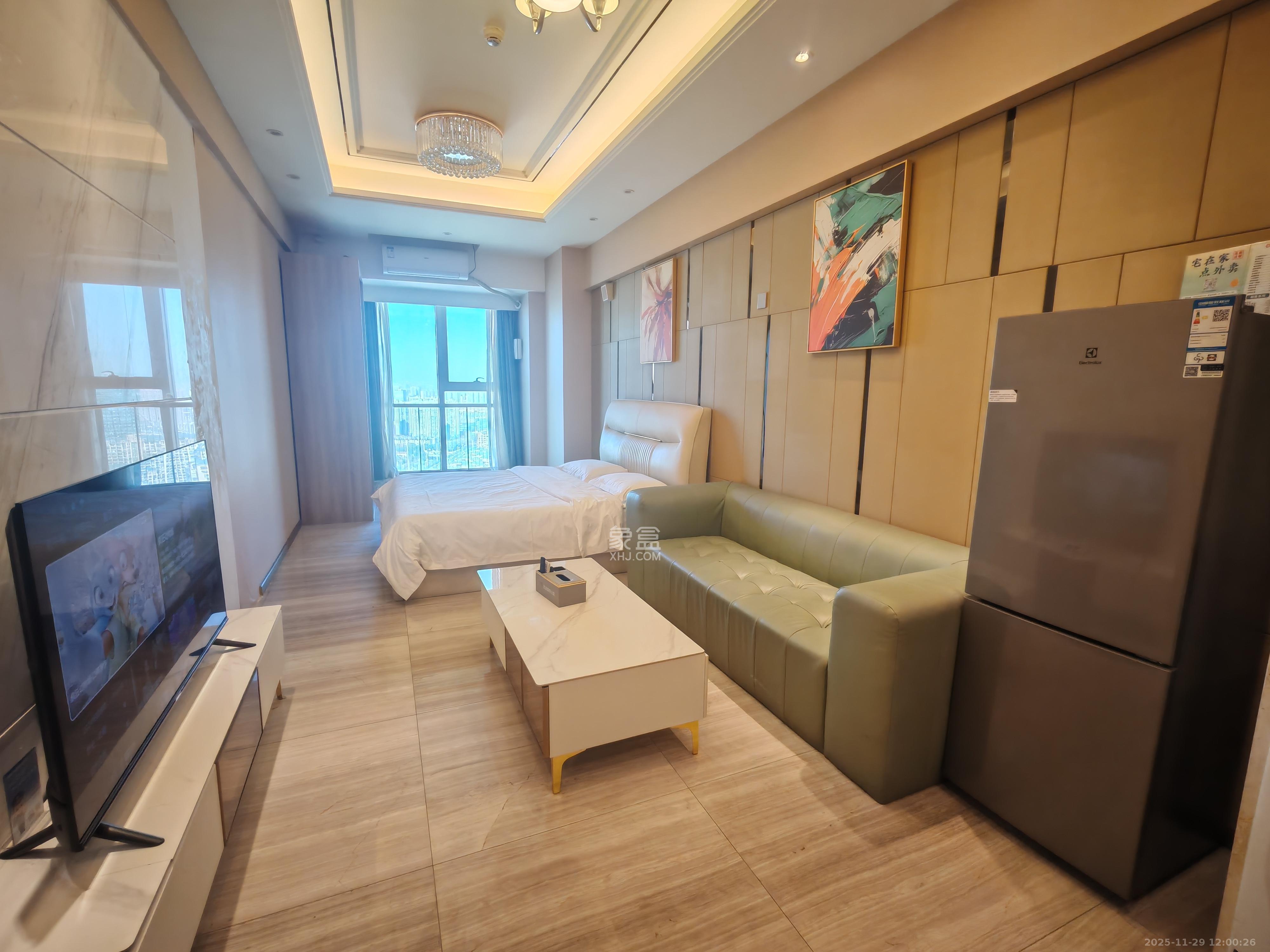 恒大誉府（融誉商业中心）  1室0厅0卫    1700.0元/月