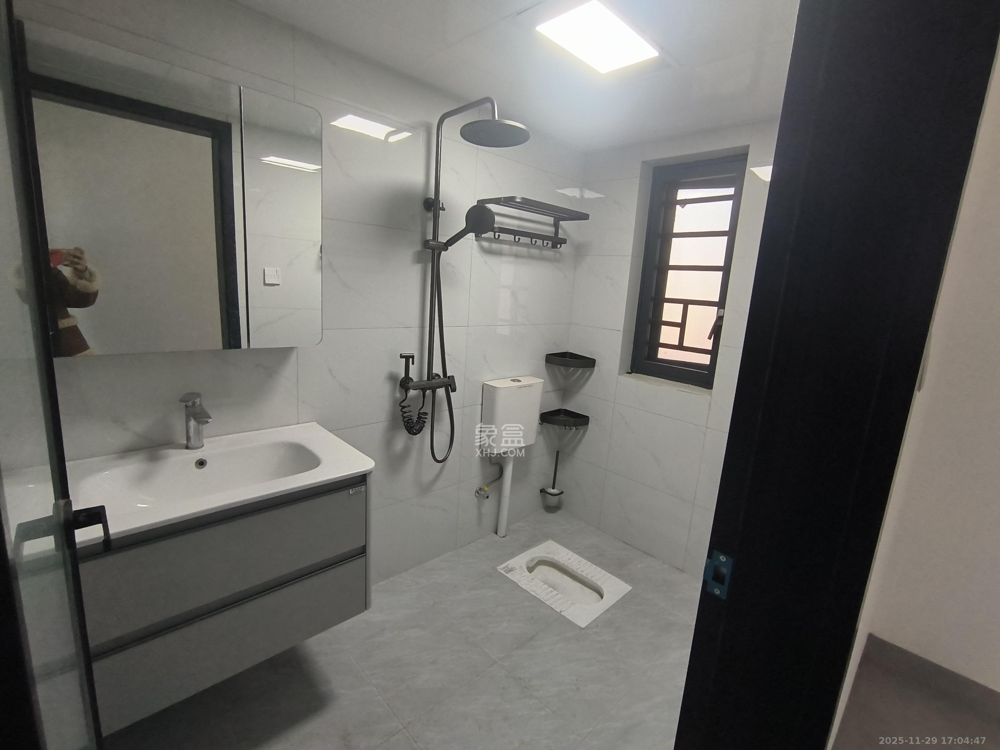 福晟钱隆国际(晟冉景苑) 4室2厅2卫 3300.0元/月 福晟钱隆国际(晟冉景苑) 4室2厅2卫 3300.0元/月室内图