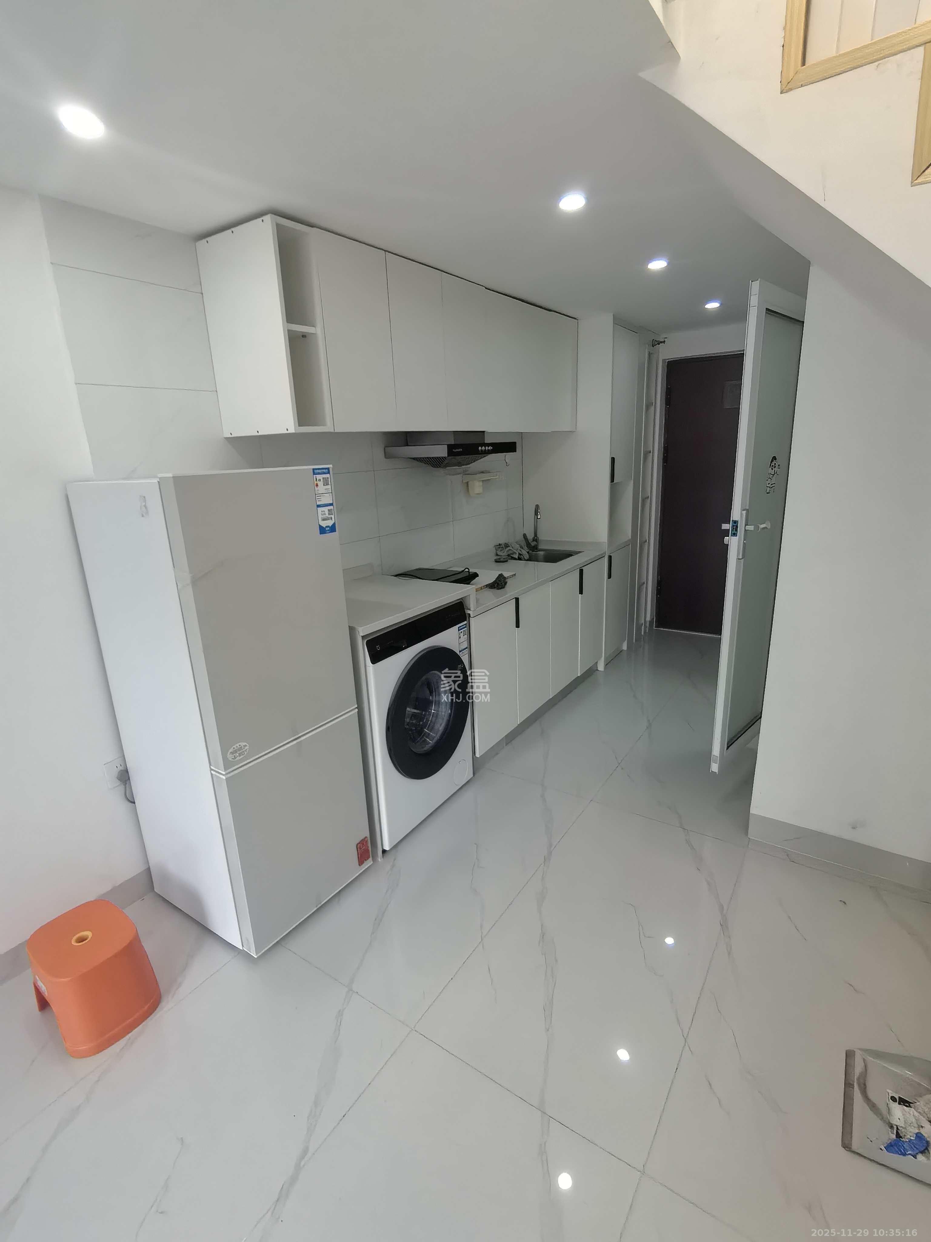 爱家当代境  2室1厅1卫    1800.0元/月室内图