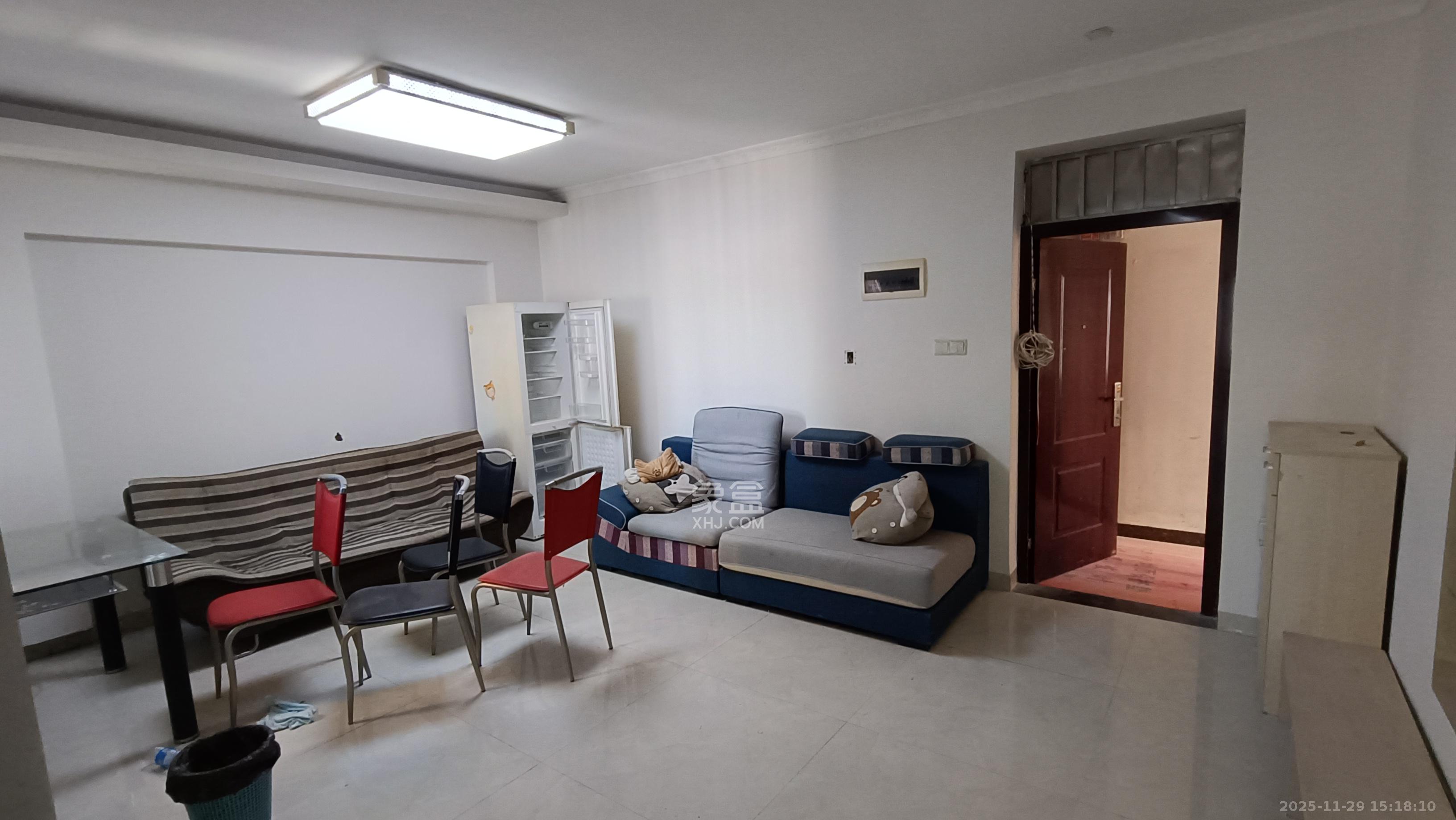 上峰苑（兰亭玥岛）  1室1厅1卫    1500.0元/月