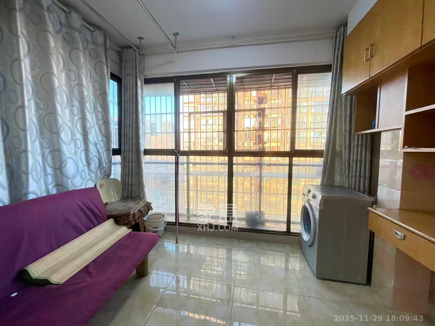 君悦紫园 1室1厅1卫 2300.0元/月 君悦紫园 1室1厅1卫 2300.0元/月室内图