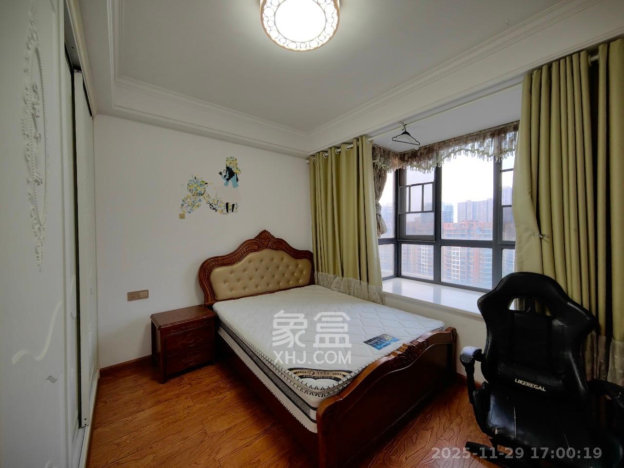 华悦城  4室2厅2卫    3600.0元/月室内图