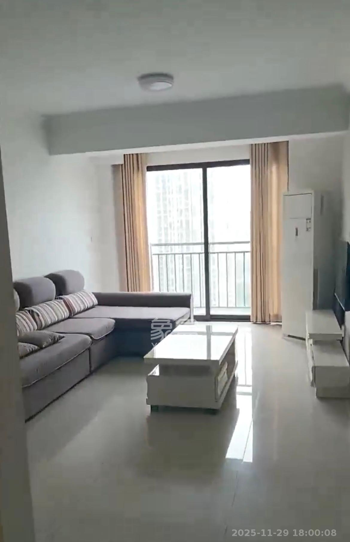 梅溪鑫苑名家 2室2厅1卫 2300.0元/月 梅溪鑫苑名家 2室2厅1卫 2300.0元/月室内图