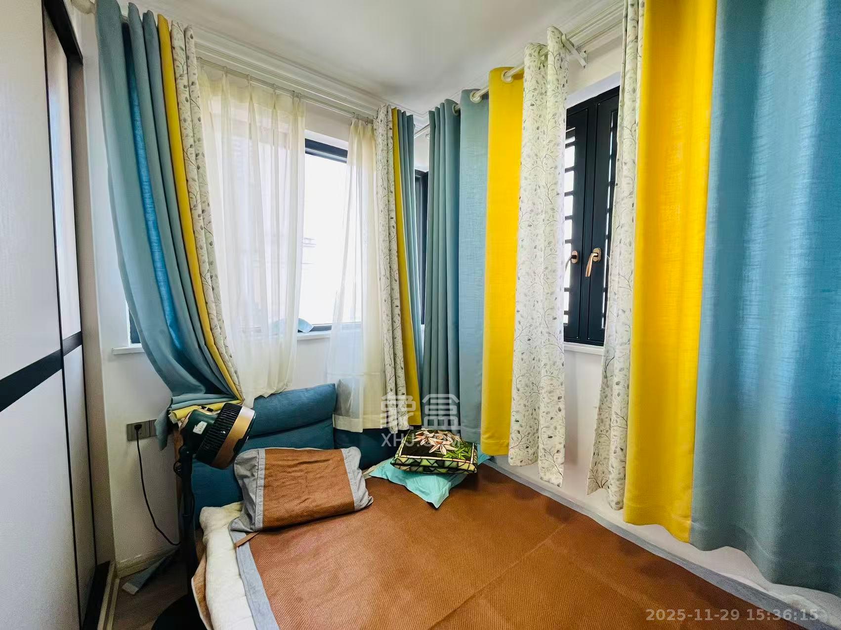 芙蓉万国城MOMA(卓越汇富苑) 4室1厅2卫 2800.0元/月 芙蓉万国城MOMA(卓越汇富苑) 4室1厅2卫 2800.0元/月室内图