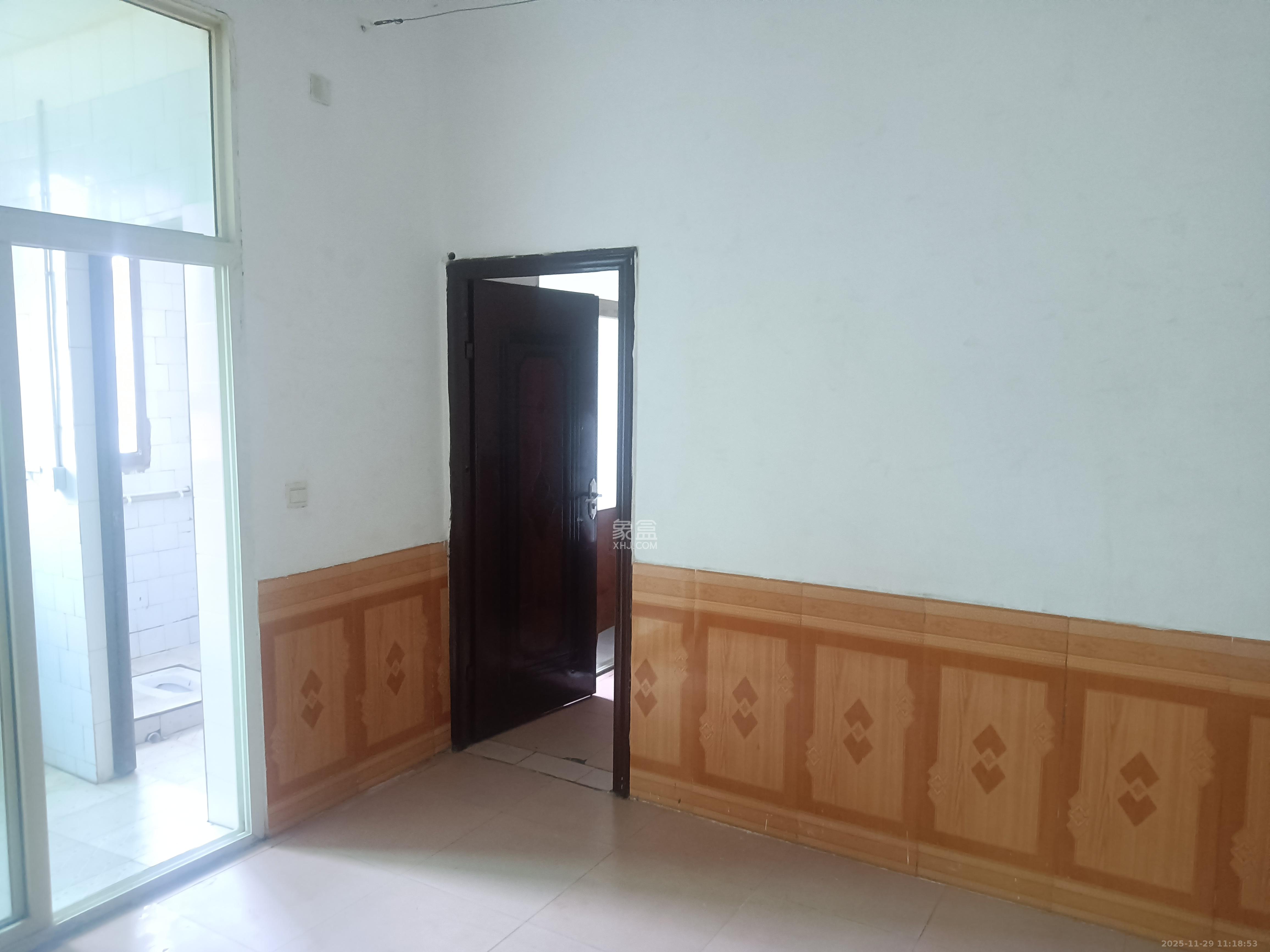 友兴家园  2室1厅1卫    1400.0元/月