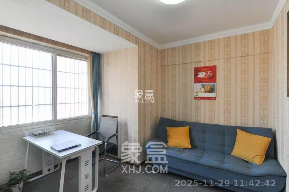 玛依拉山庄  1室1厅1卫    1600.0元/月