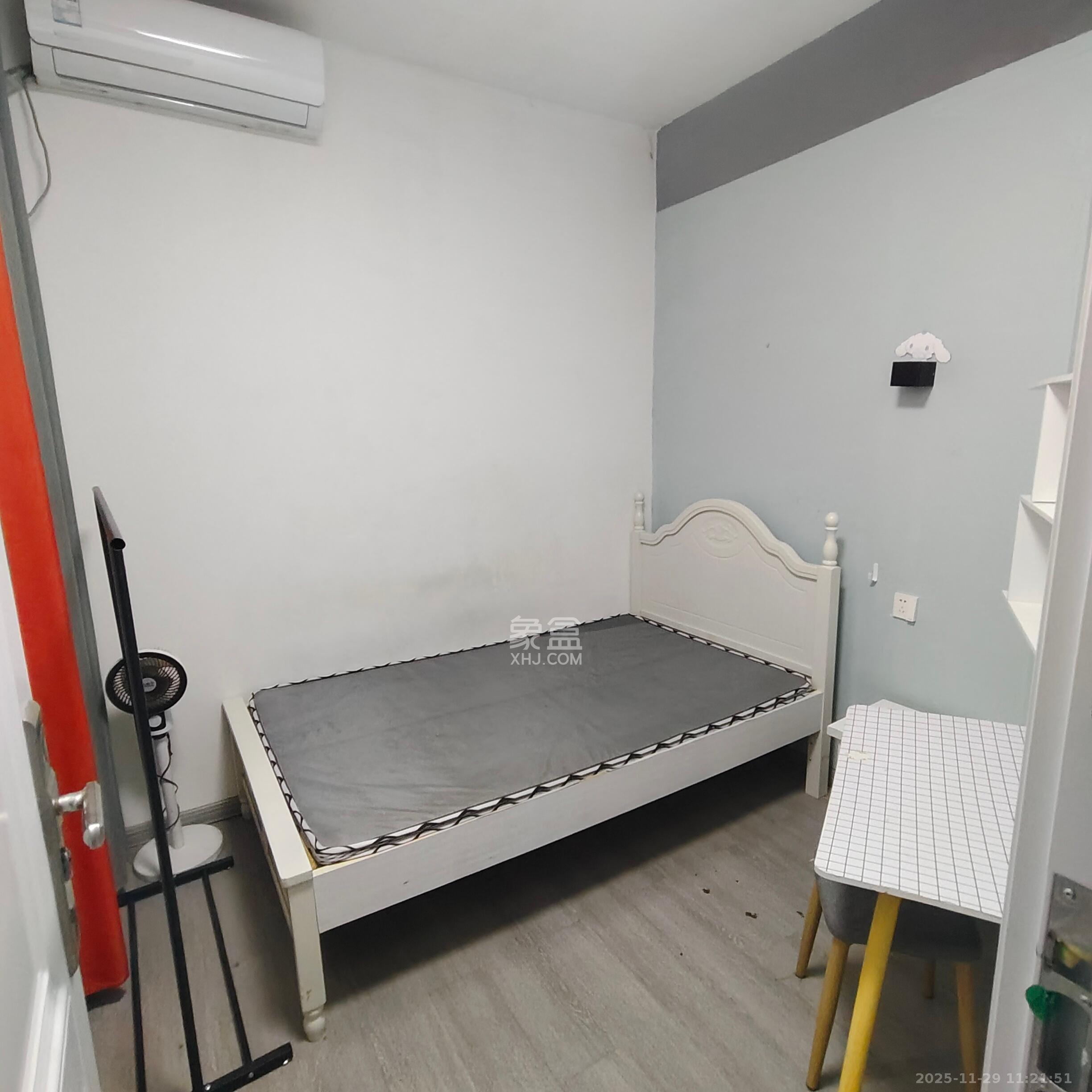 楚天世纪城西苑  1室0厅1卫    650.0元/月室内图