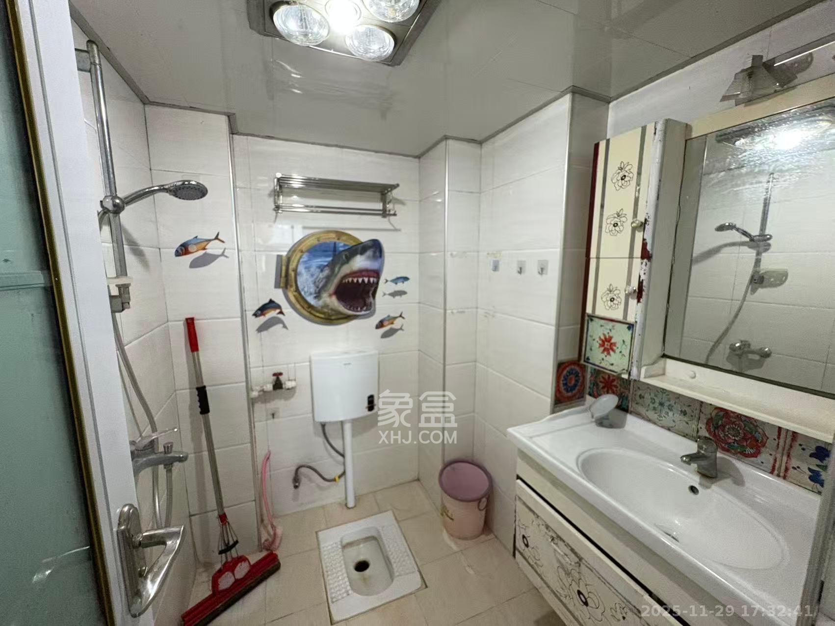 万树丹堤 2室2厅1卫 1800.0元/月 万树丹堤 2室2厅1卫 1800.0元/月室内图