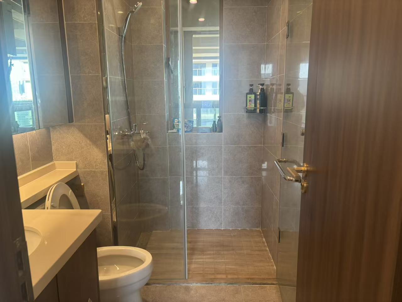 阳光金典（颐养公社阳光城二期）  3室2厅2卫    2800.0元/月室内图