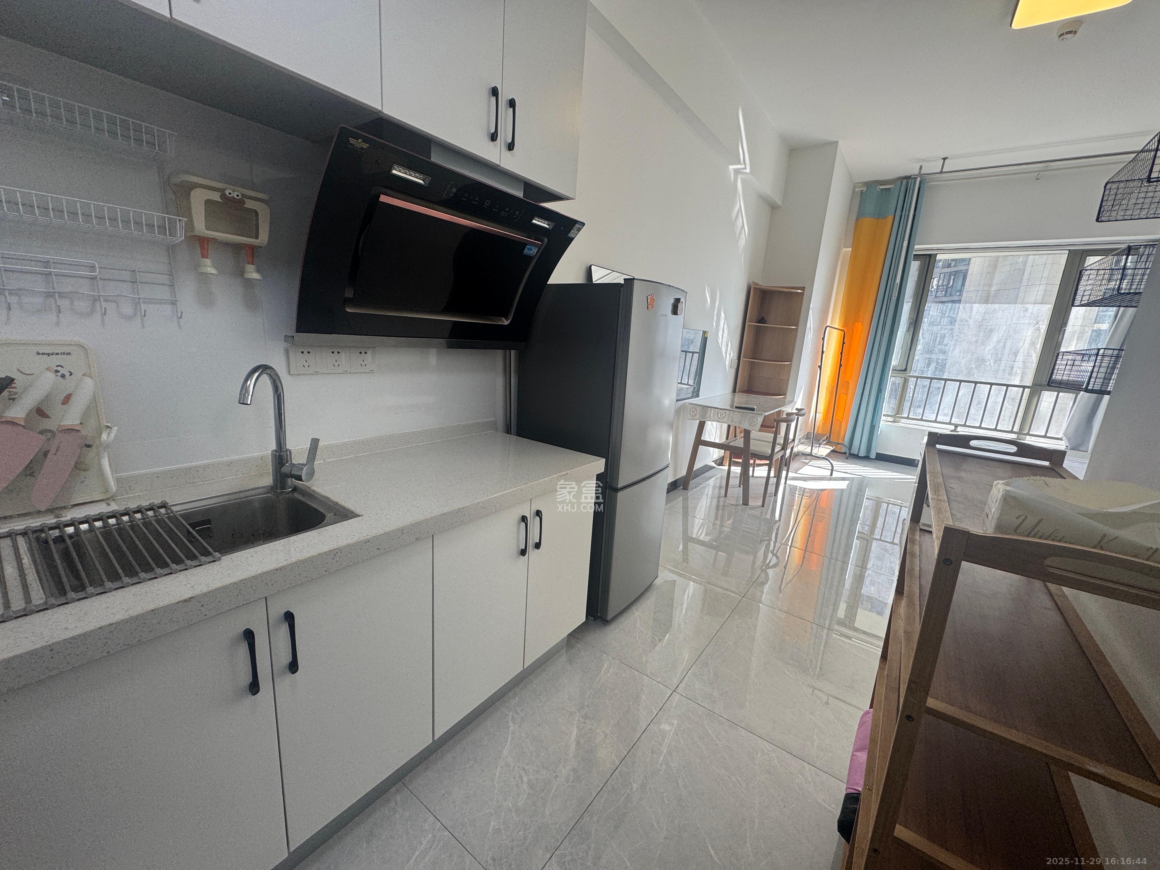 梅溪湖金茂湾 2室2厅1卫 1700.0元/月 梅溪湖金茂湾 2室2厅1卫 1700.0元/月室内图