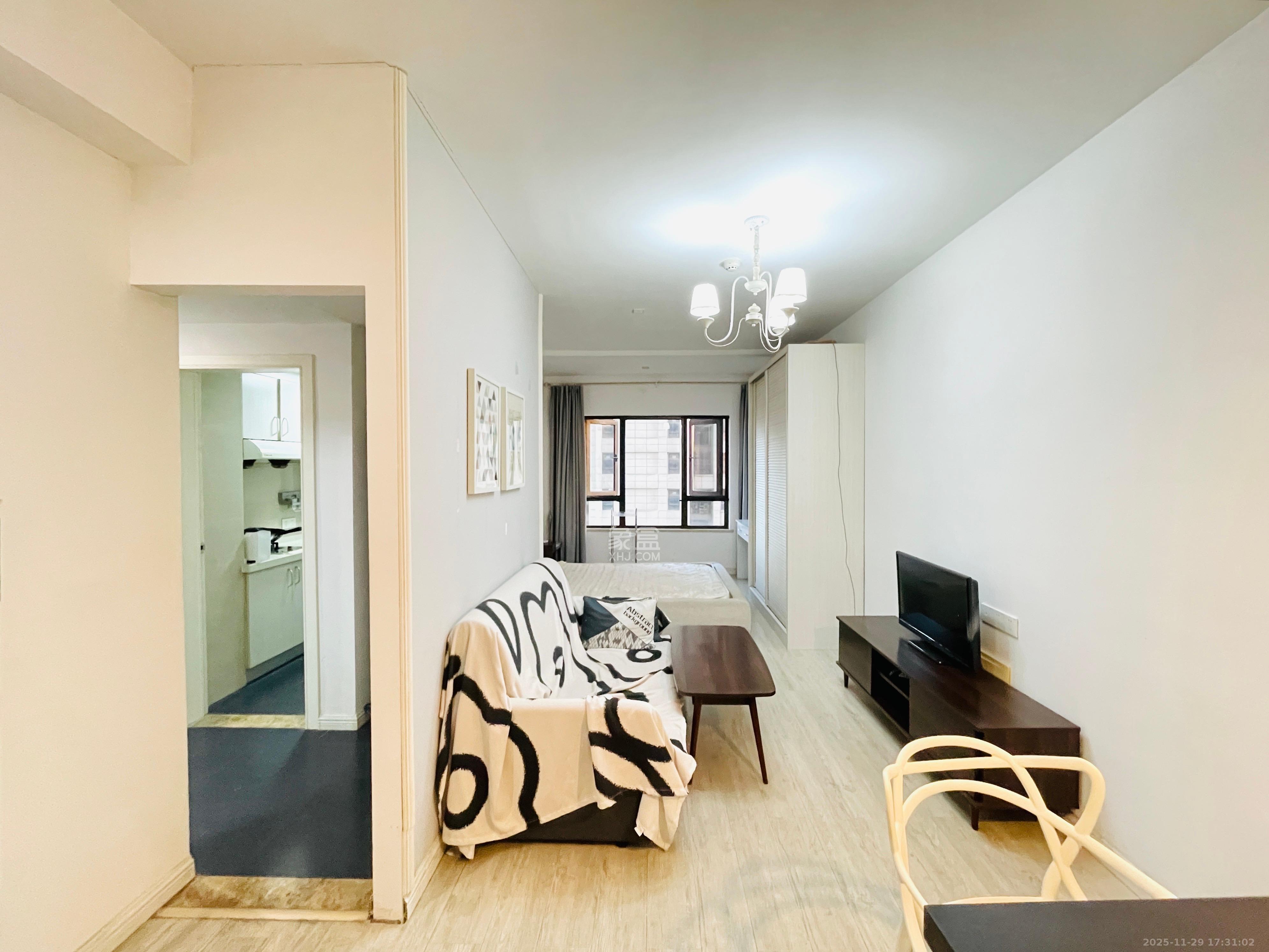 地质家园一、二期（地泰人民公馆）  1室1厅1卫    2000.0元/月室内图