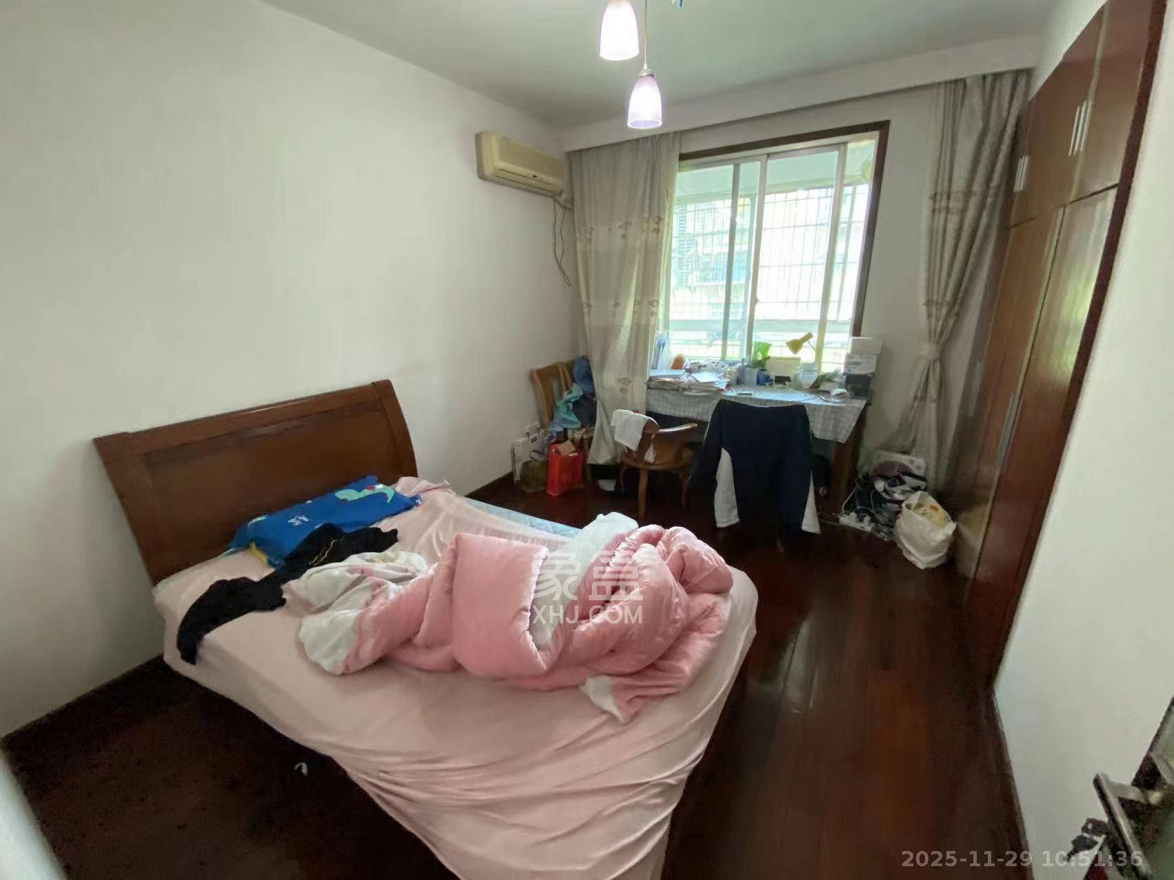 都市星光  3室2厅2卫    4200.0元/月室内图