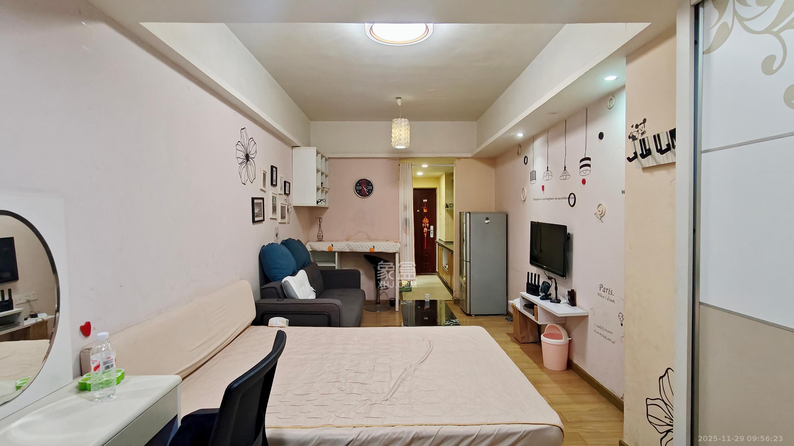 米兰春天 1室1厅1卫 1100.0元/月 米兰春天 1室1厅1卫 1100.0元/月室内图