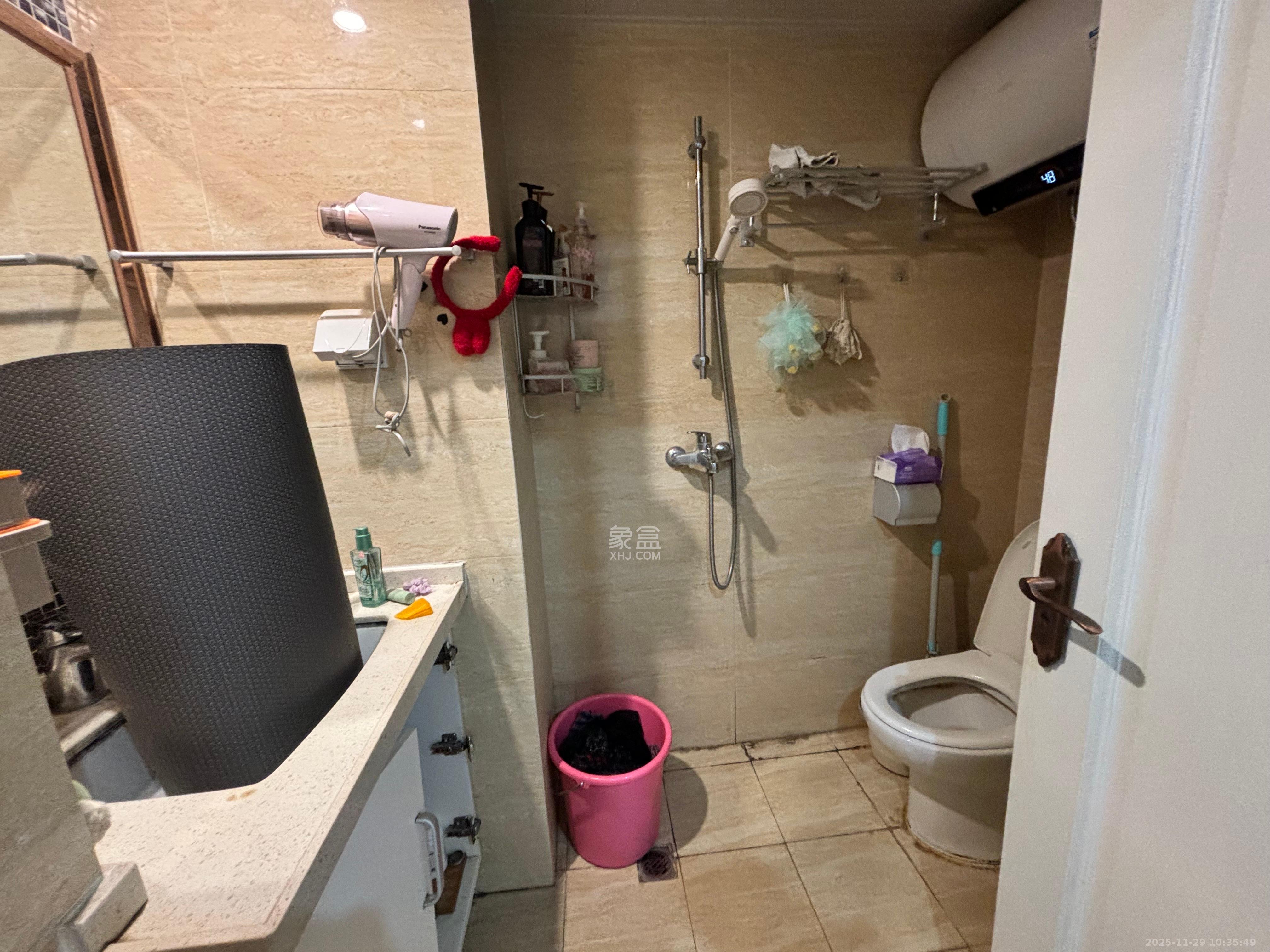 五江天街北区 1室1厅1卫 1500.0元/月 五江天街北区 1室1厅1卫 1500.0元/月室内图