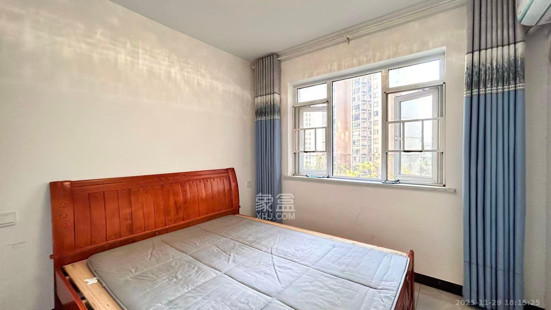 洋湖春园  2室1厅1卫    1700.0元/月