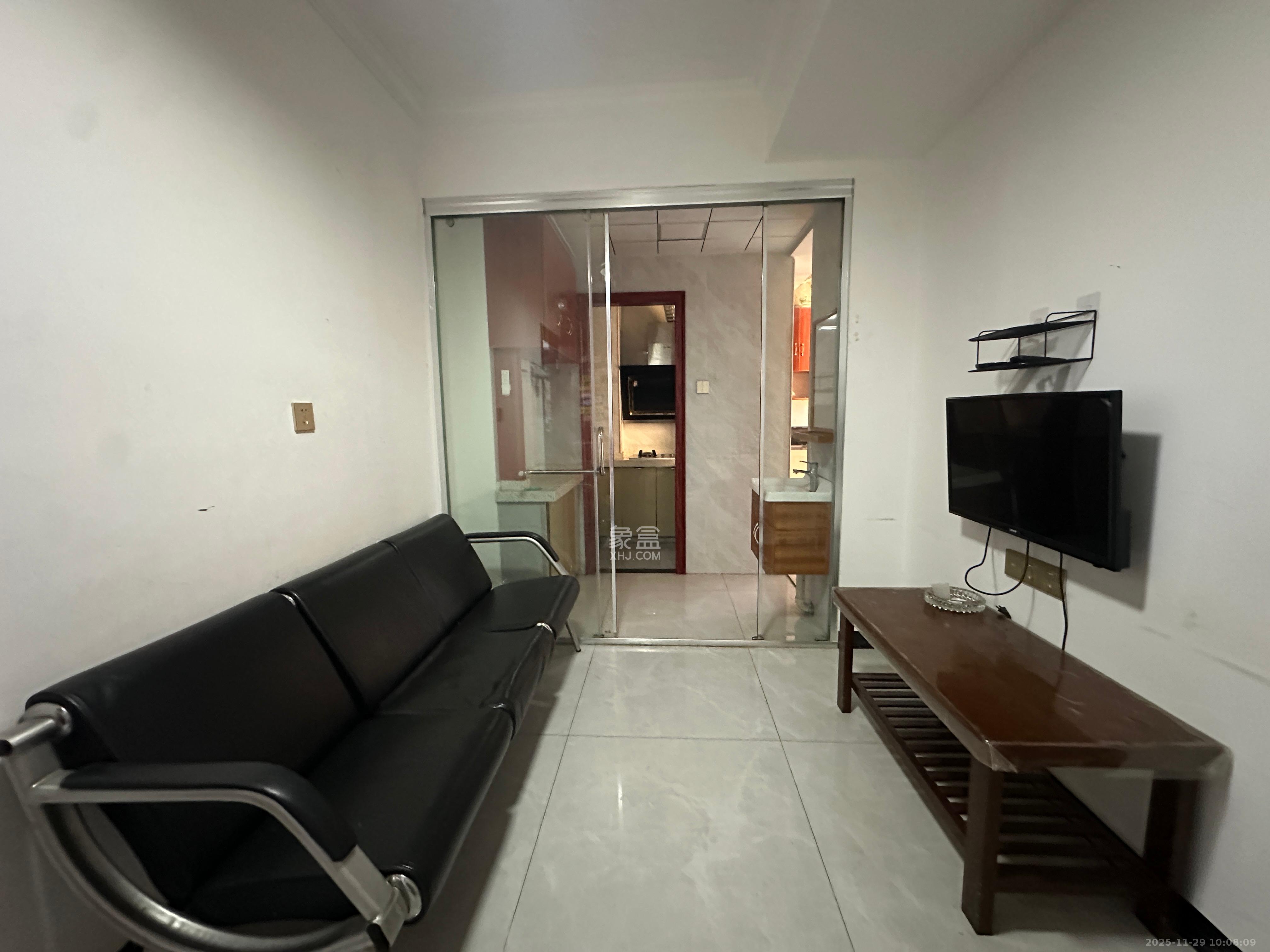 星城新宇川河苑  1室1厅1卫    1100.0元/月