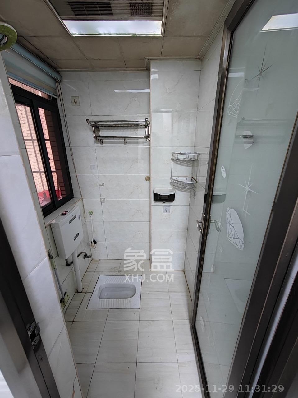 洋湖时代 1室2厅1卫 2000.0元/月 洋湖时代 1室2厅1卫 2000.0元/月室内图