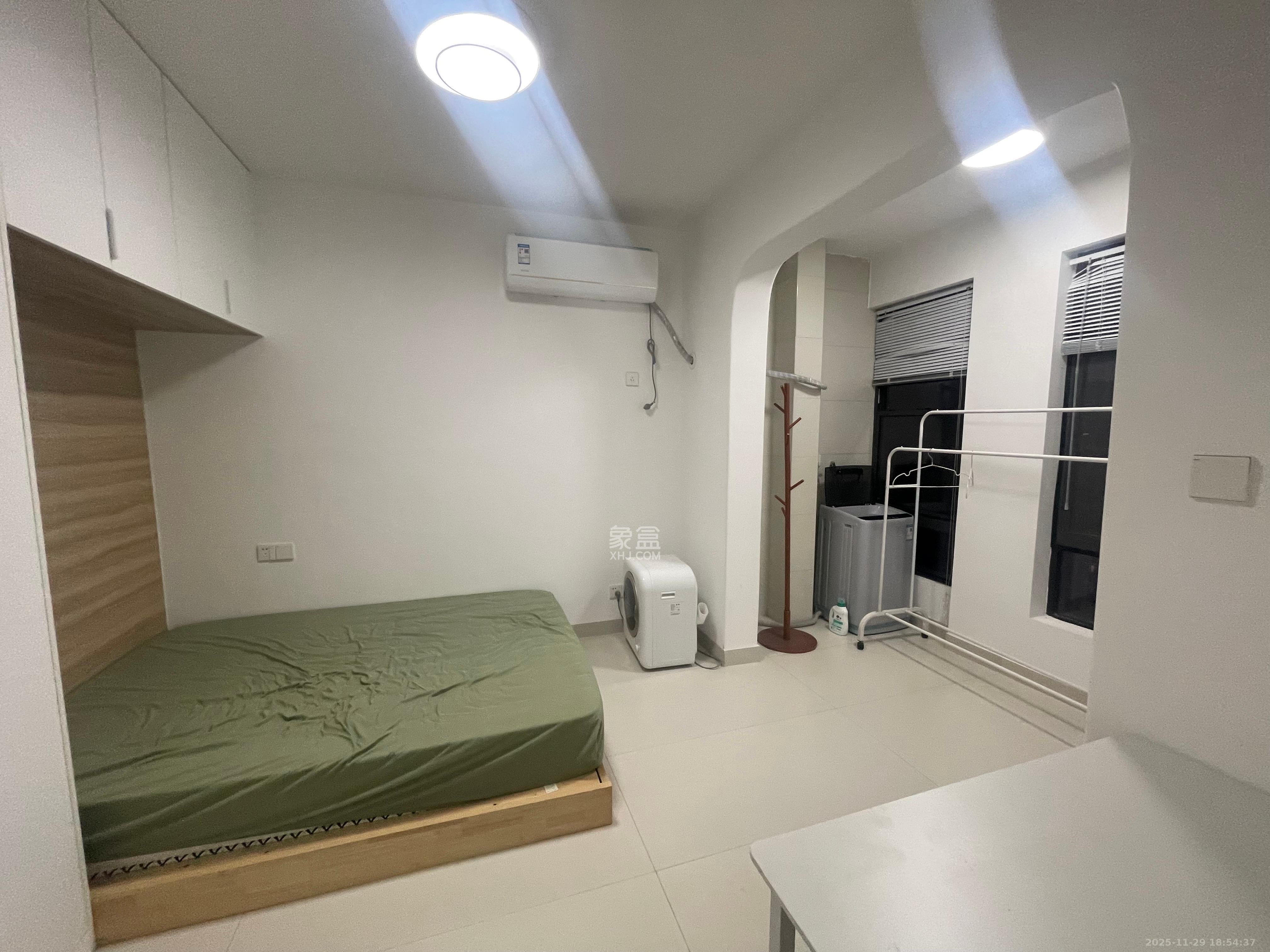 湘域城邦（湘域国际中心）  1室1厅1卫    2800.0元/月室内图