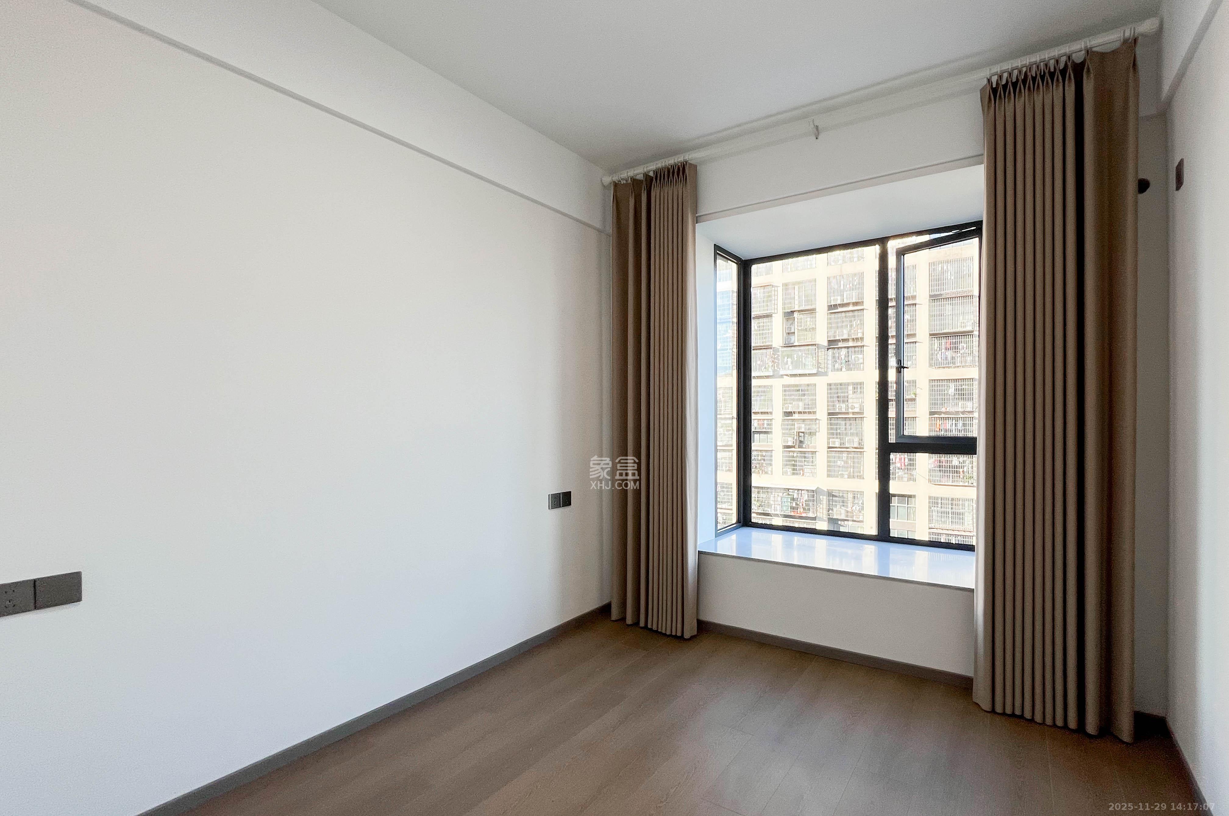 望麓锦园  3室2厅2卫    108.8万其他