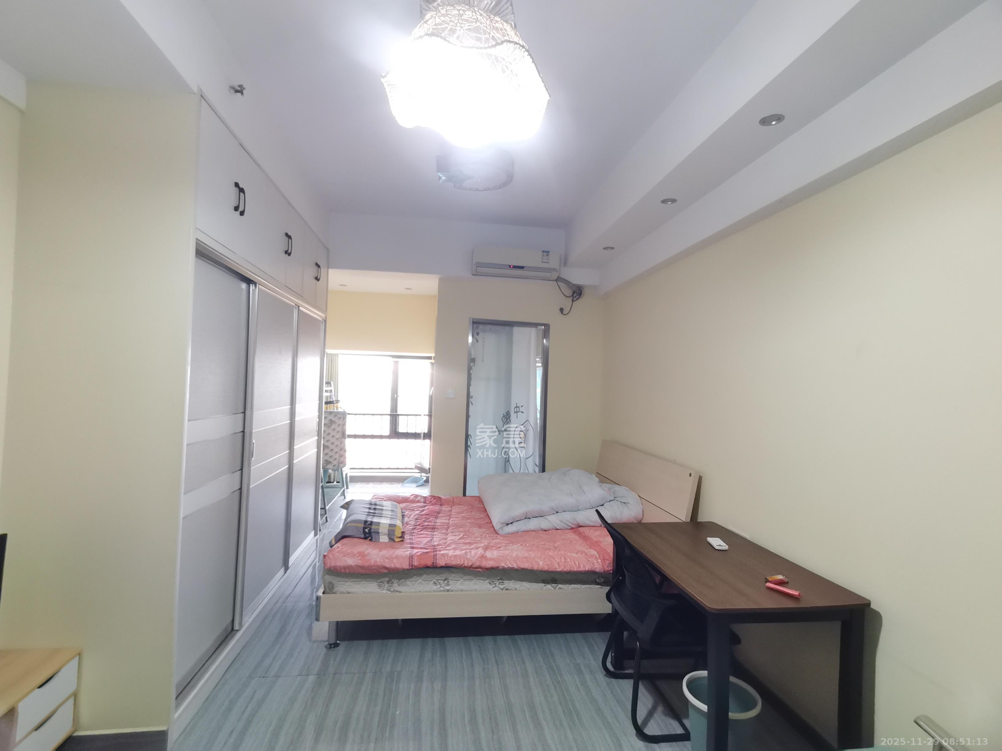 中建芙蓉嘉苑 1室1厅1卫 1350.0元/月 中建芙蓉嘉苑 1室1厅1卫 1350.0元/月室内图