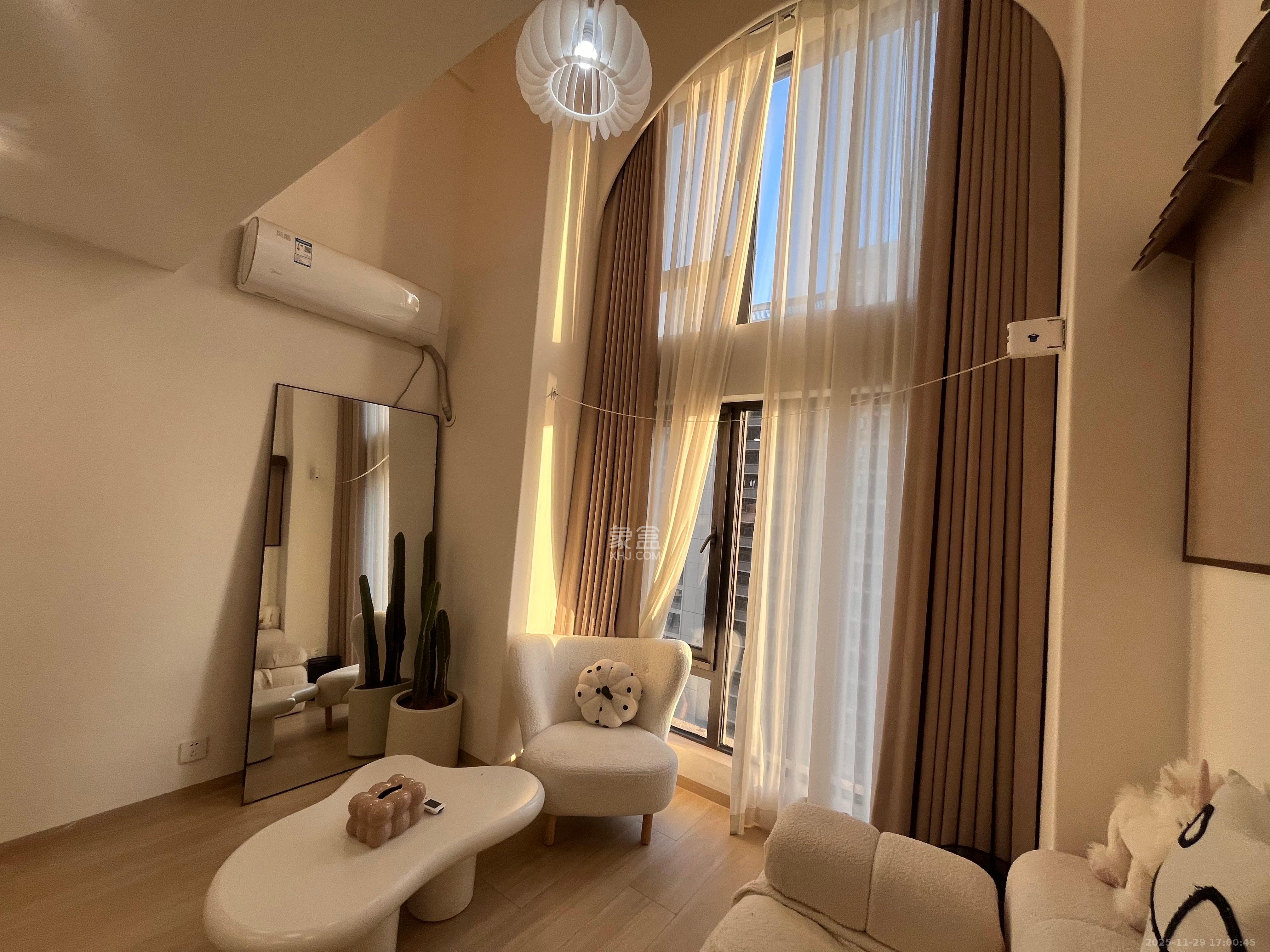 卓越江岸 2室1厅1卫 2600.0元/月 卓越江岸 2室1厅1卫 2600.0元/月室内图