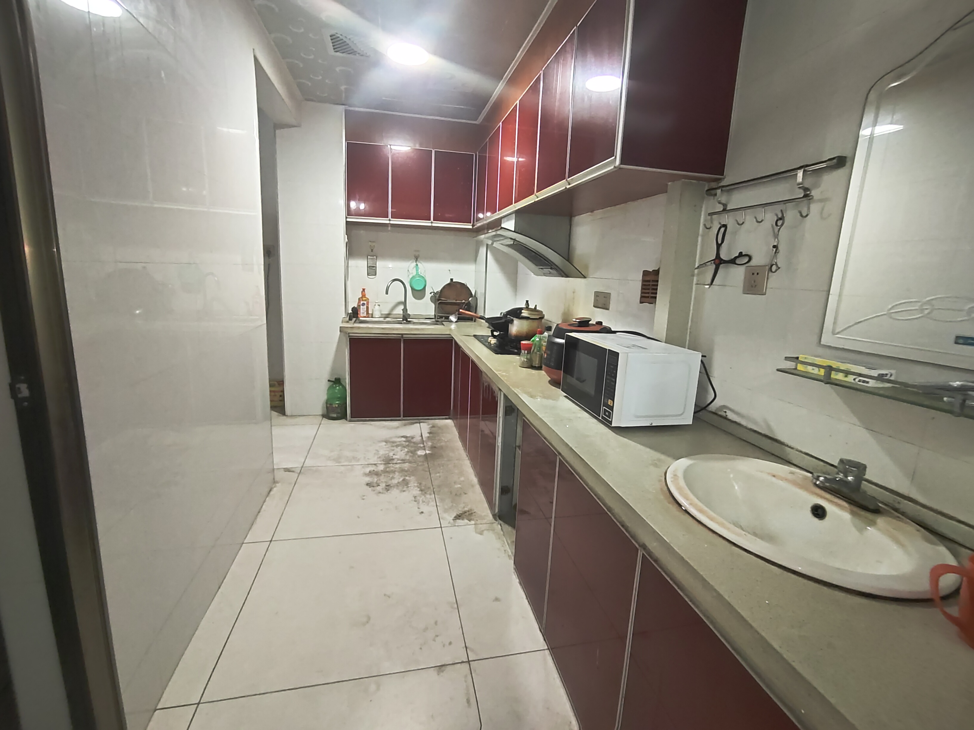 阳光新城  2室2厅1卫    35.8万 阳光新城  2室2厅1卫    35.8万室内图