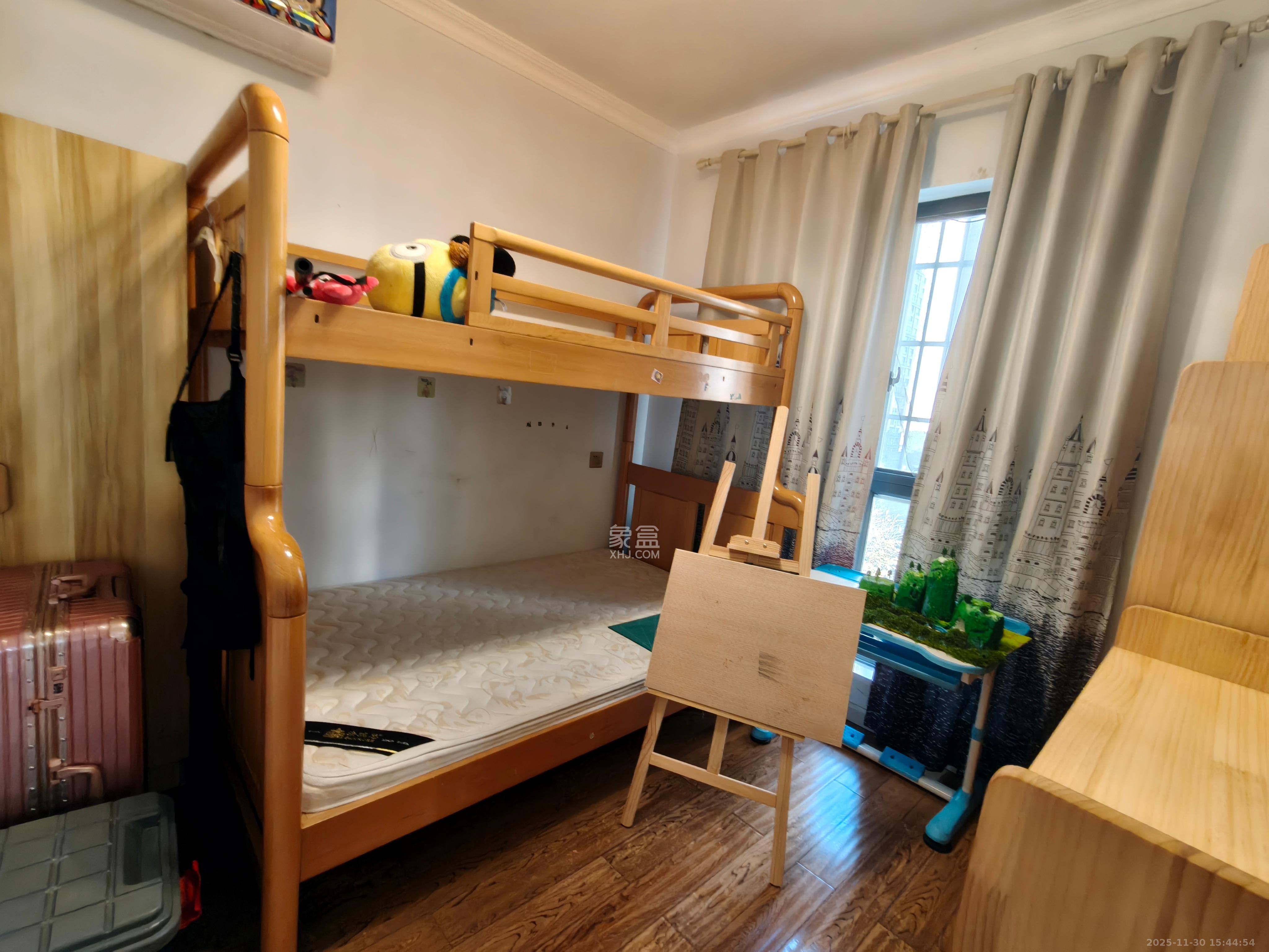 兰亭湾畔  3室2厅1卫    2500.0元/月室内图