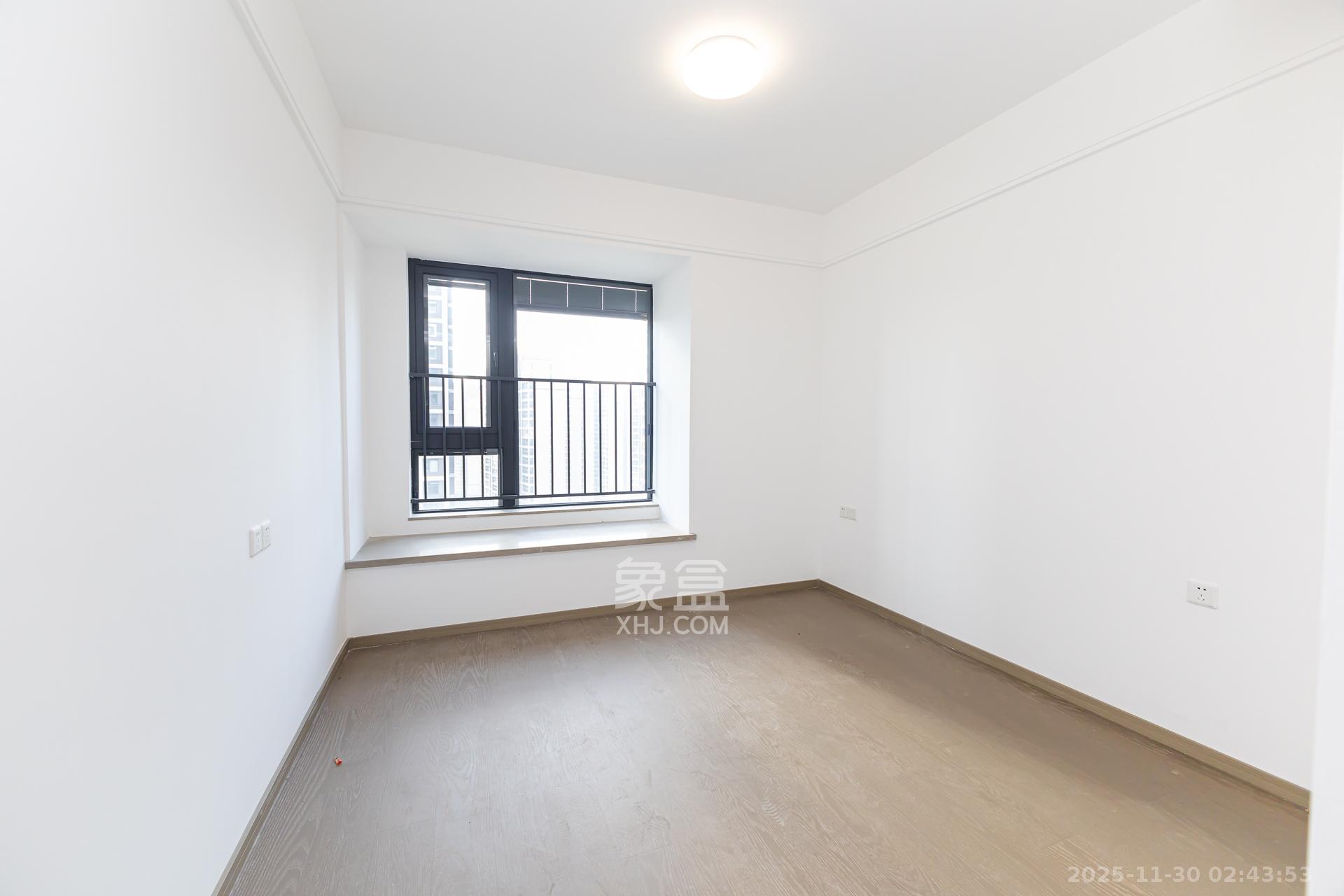 越秀湘江星汇城三期 4室2厅3卫 192.0万 越秀湘江星汇城三期 4室2厅3卫 192.0万卧室