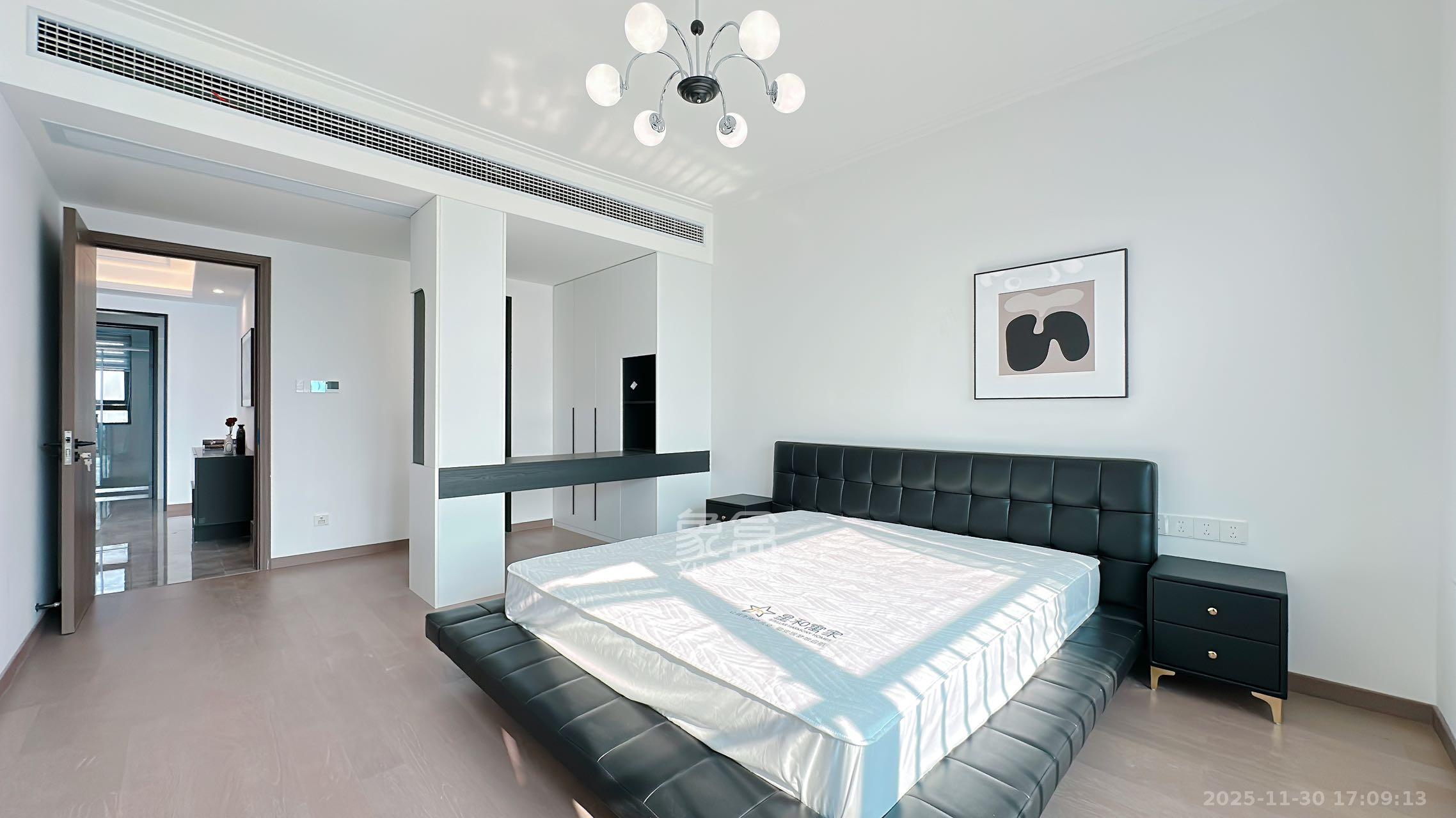 绿地V岛 1室0厅0卫 12800.0元/月 绿地V岛 1室0厅0卫 12800.0元/月室内图