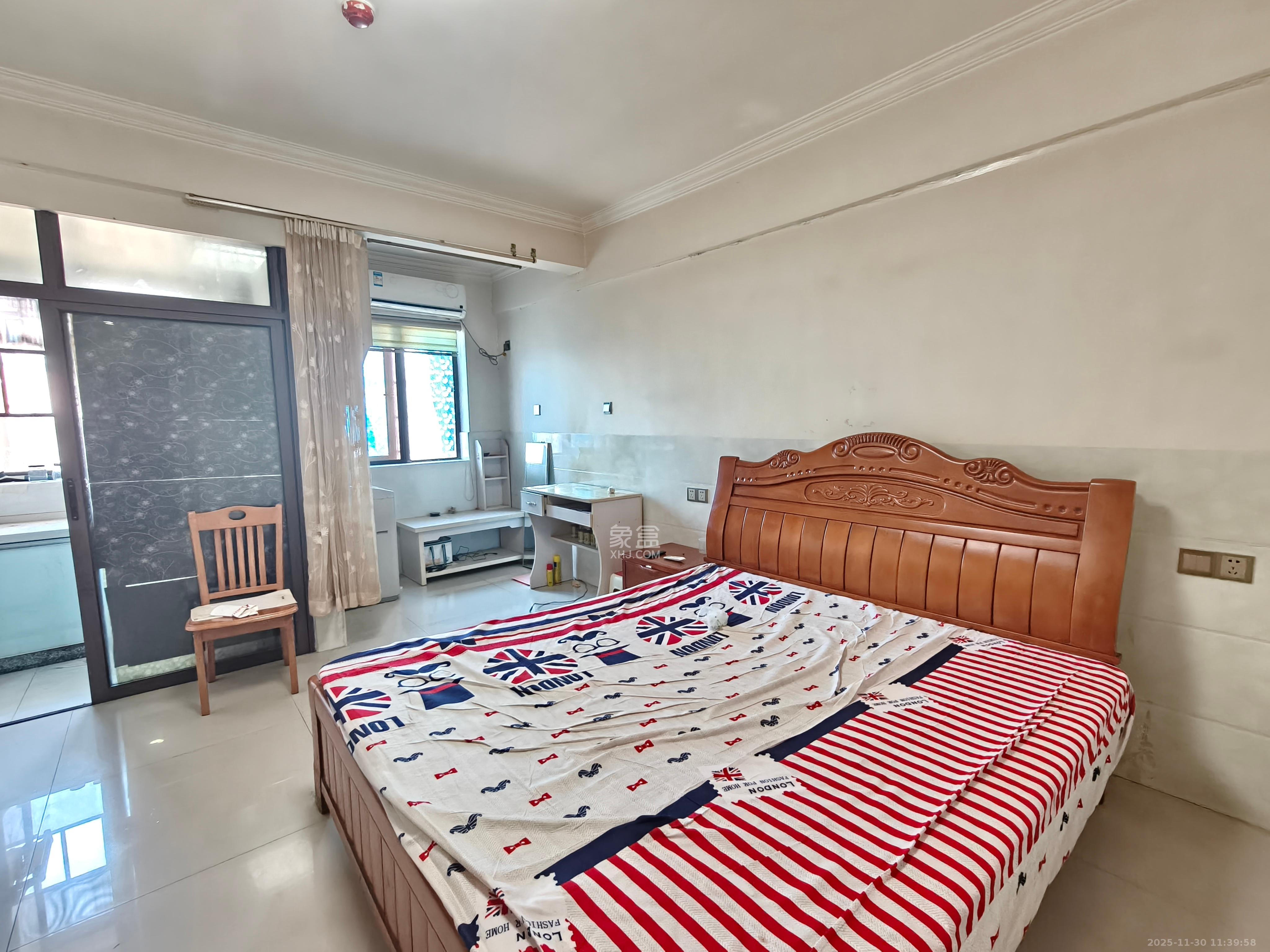 同鑫家园  1室1厅1卫    1300.0元/月室内图