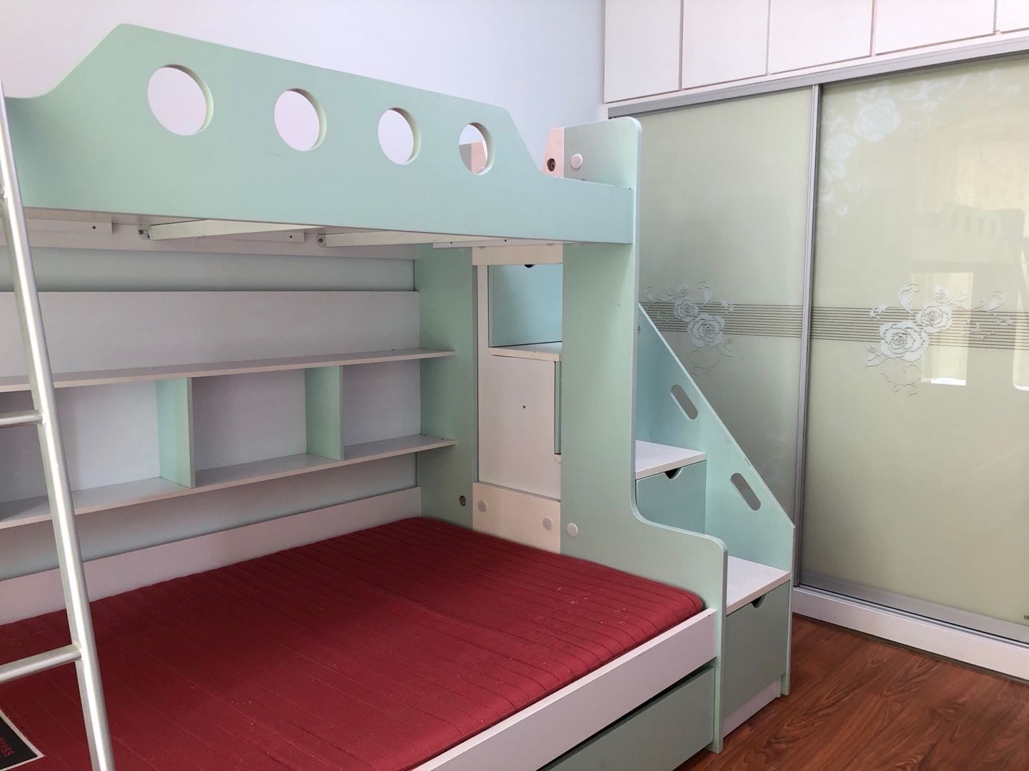 华亿明珠 3室2厅2卫 2000.0元/月 华亿明珠 3室2厅2卫 2000.0元/月室内图