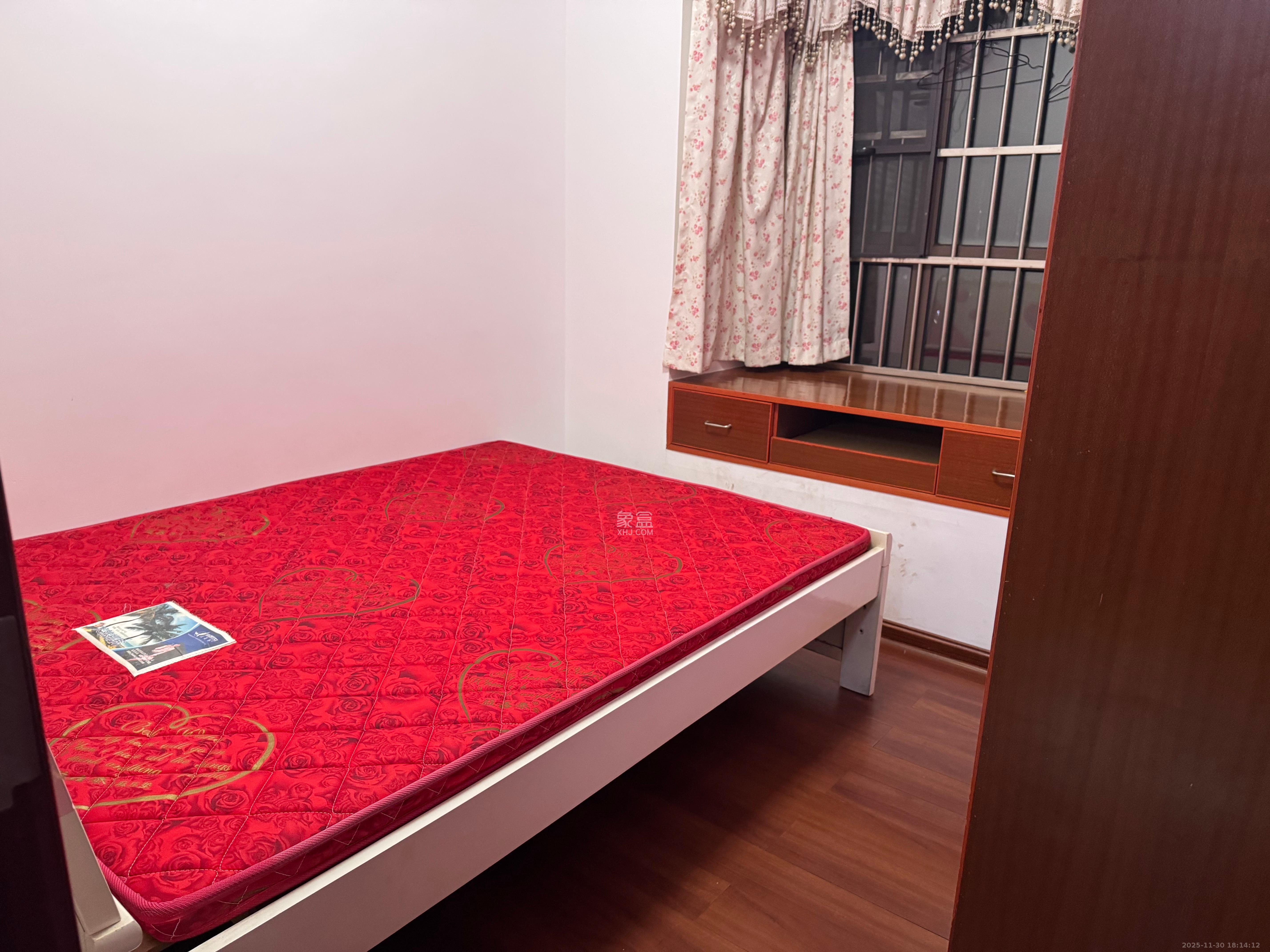 水岸世景 1室1厅1卫 1700.0元/月 水岸世景 1室1厅1卫 1700.0元/月室内图