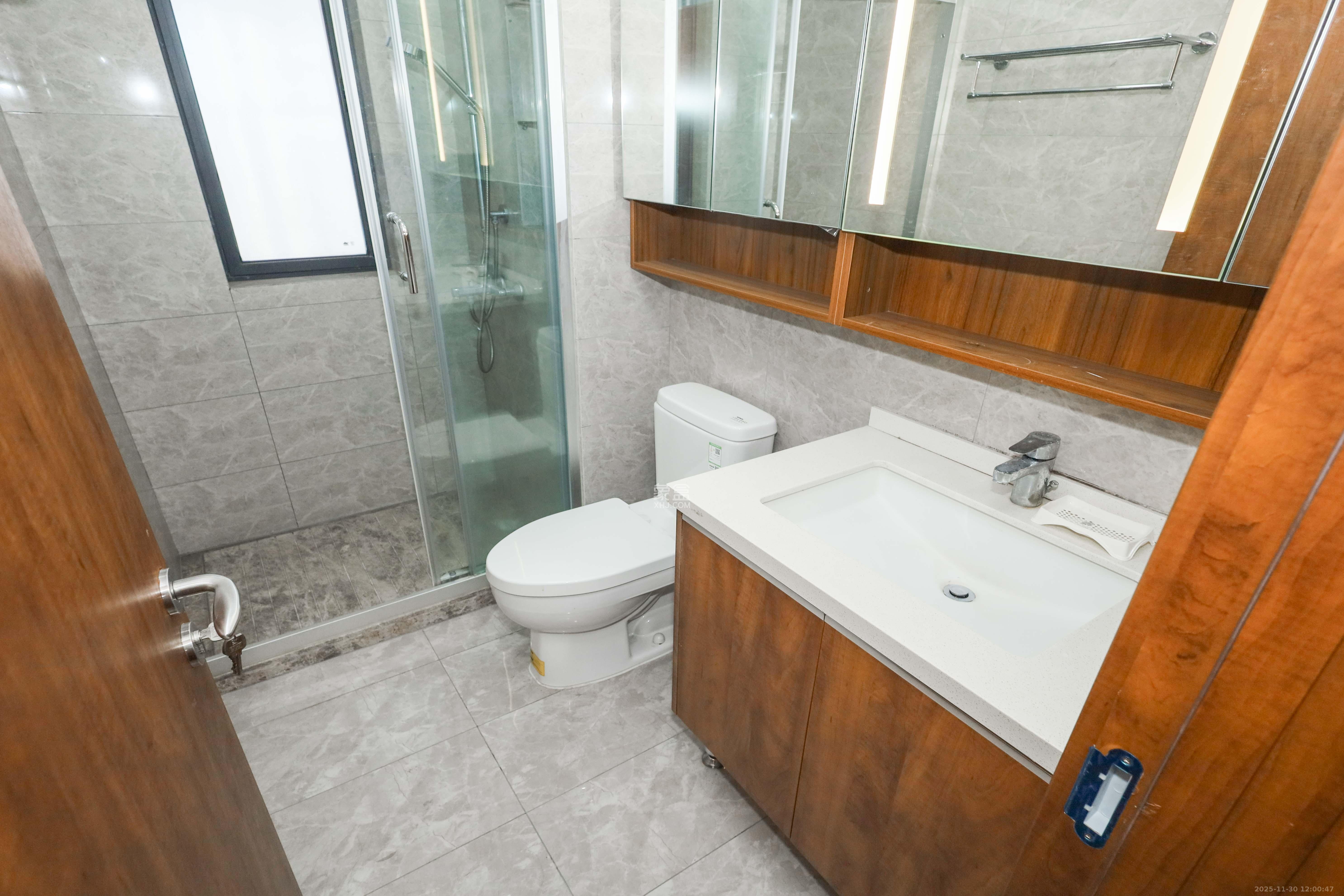 梅溪悦章  1室2厅1卫    130.0万卫生间